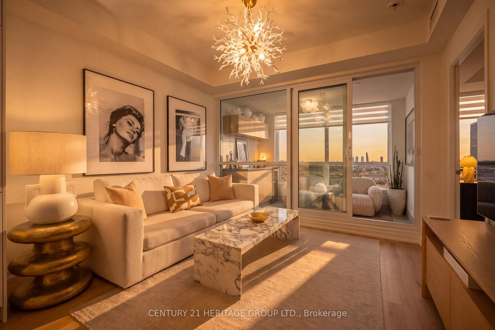 9075 Jane Street #1807