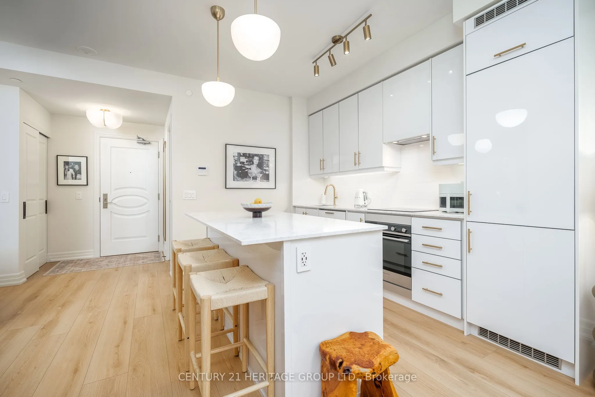 9075 Jane Street #1807