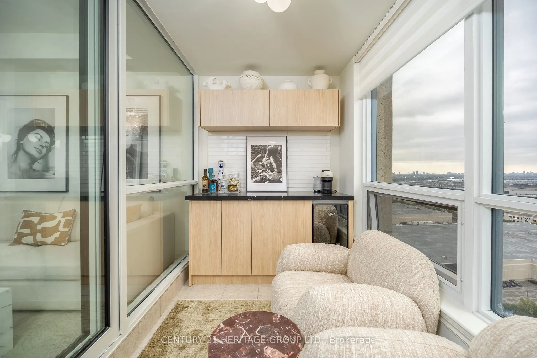 9075 Jane Street #1807