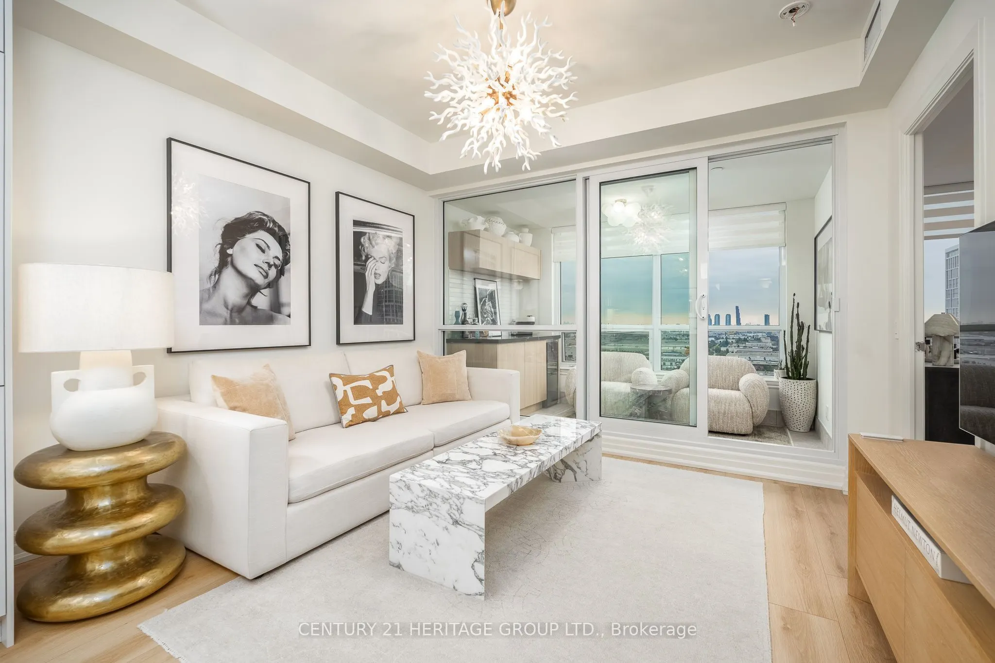 9075 Jane Street #1807