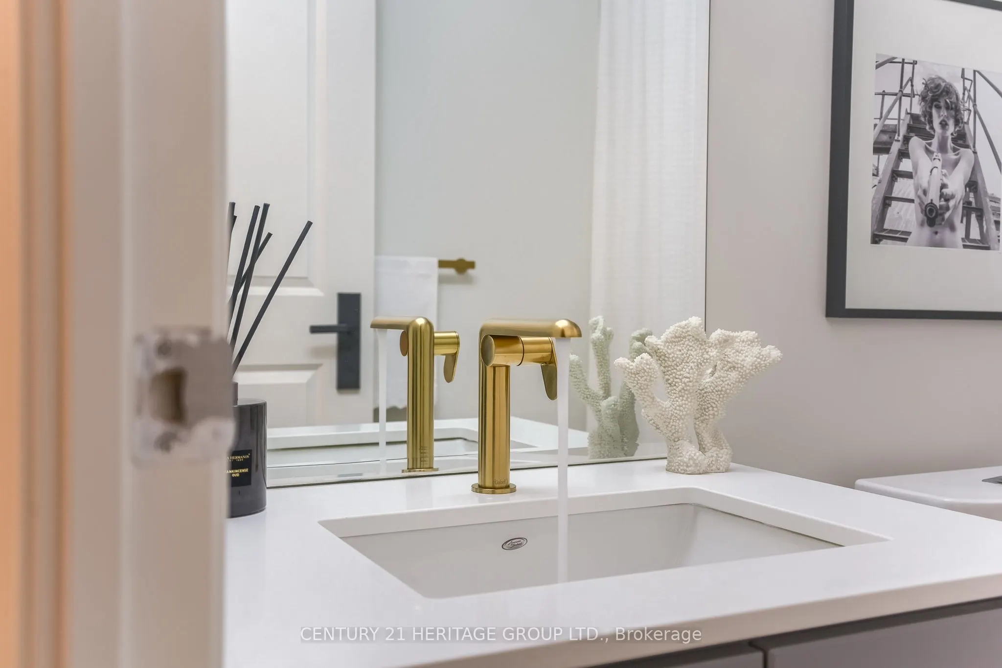 9075 Jane Street #1807