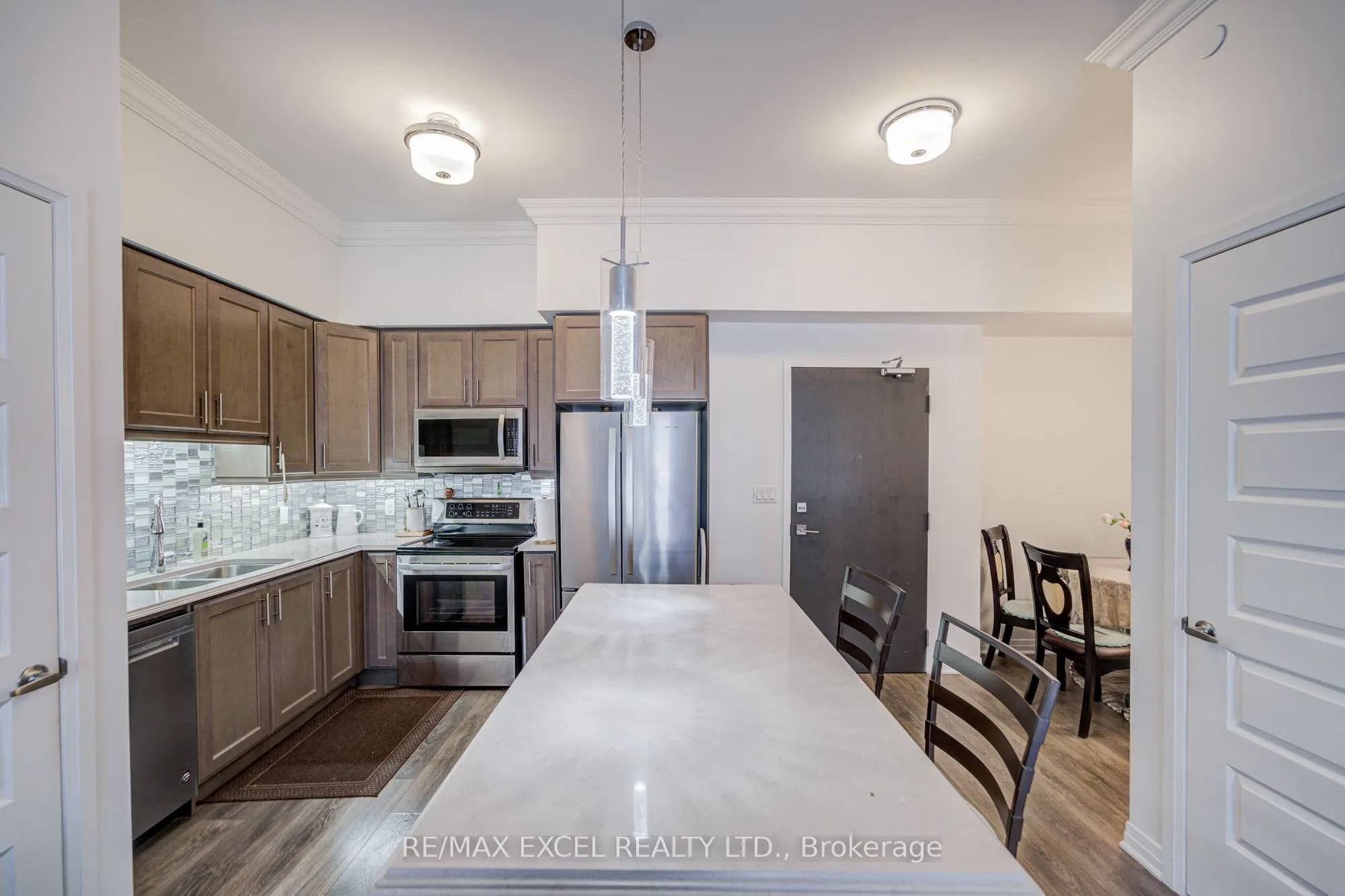 2 Adam Sellers Street #103