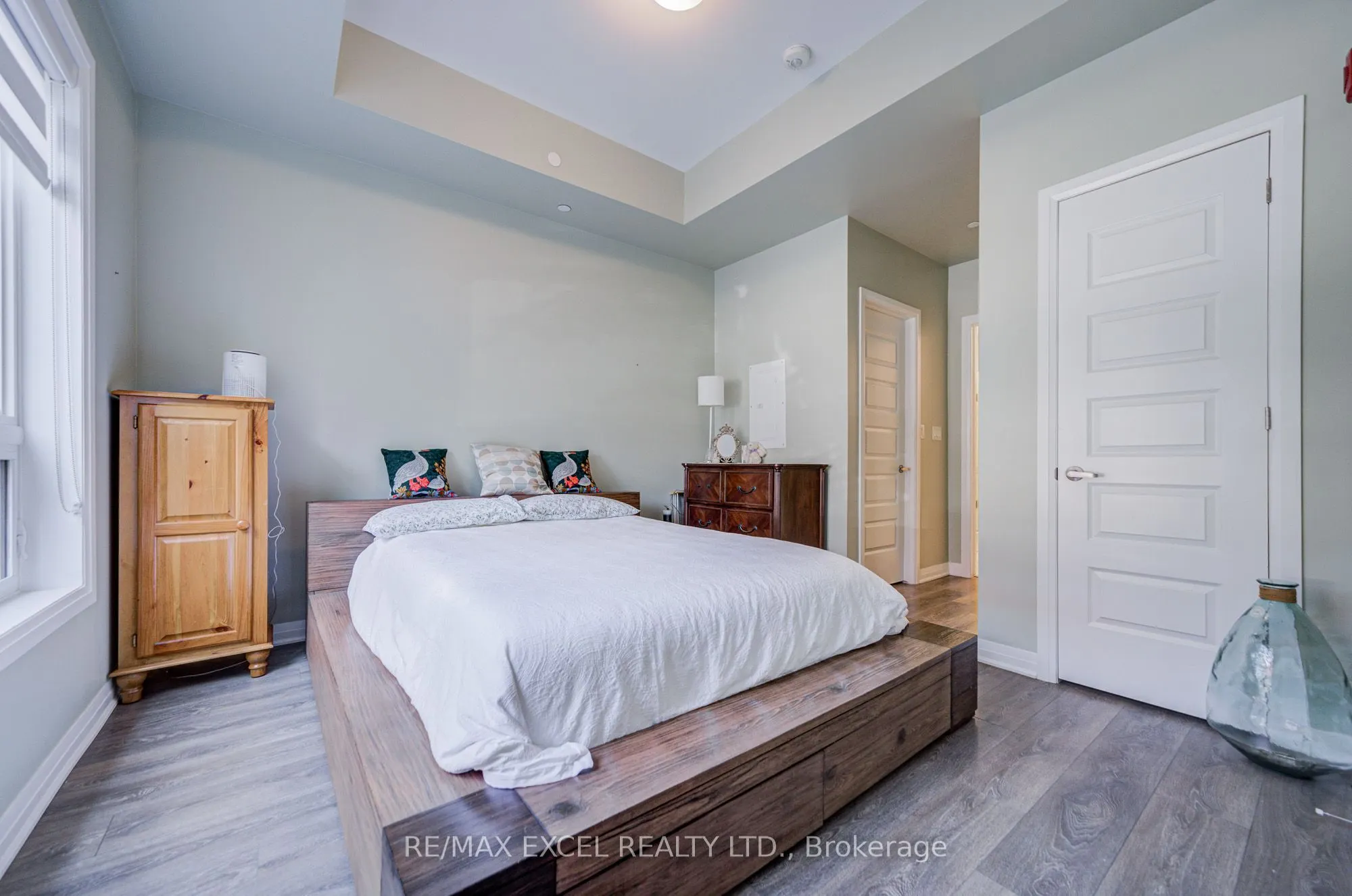 2 Adam Sellers Street #103