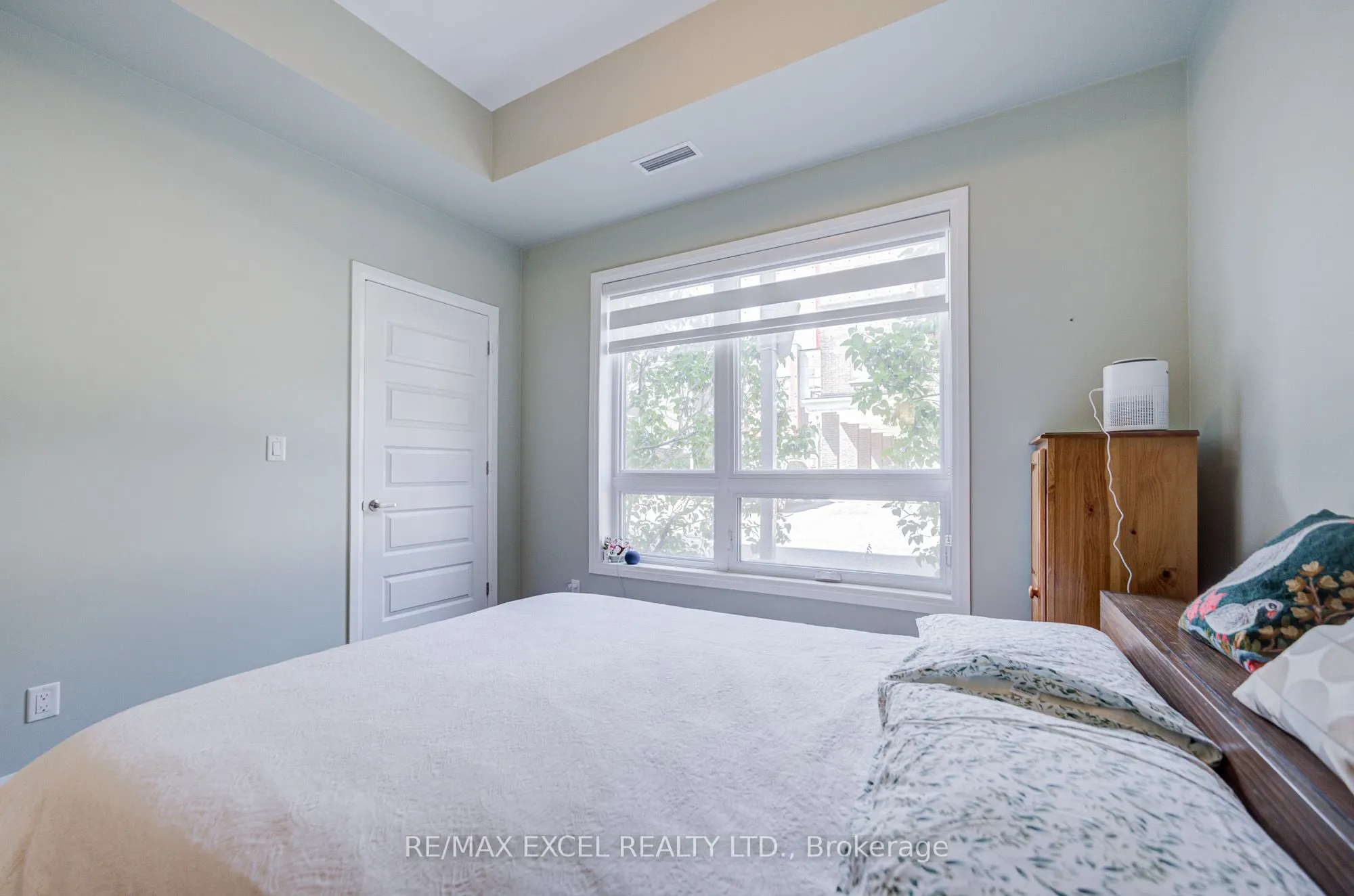 2 Adam Sellers Street #103