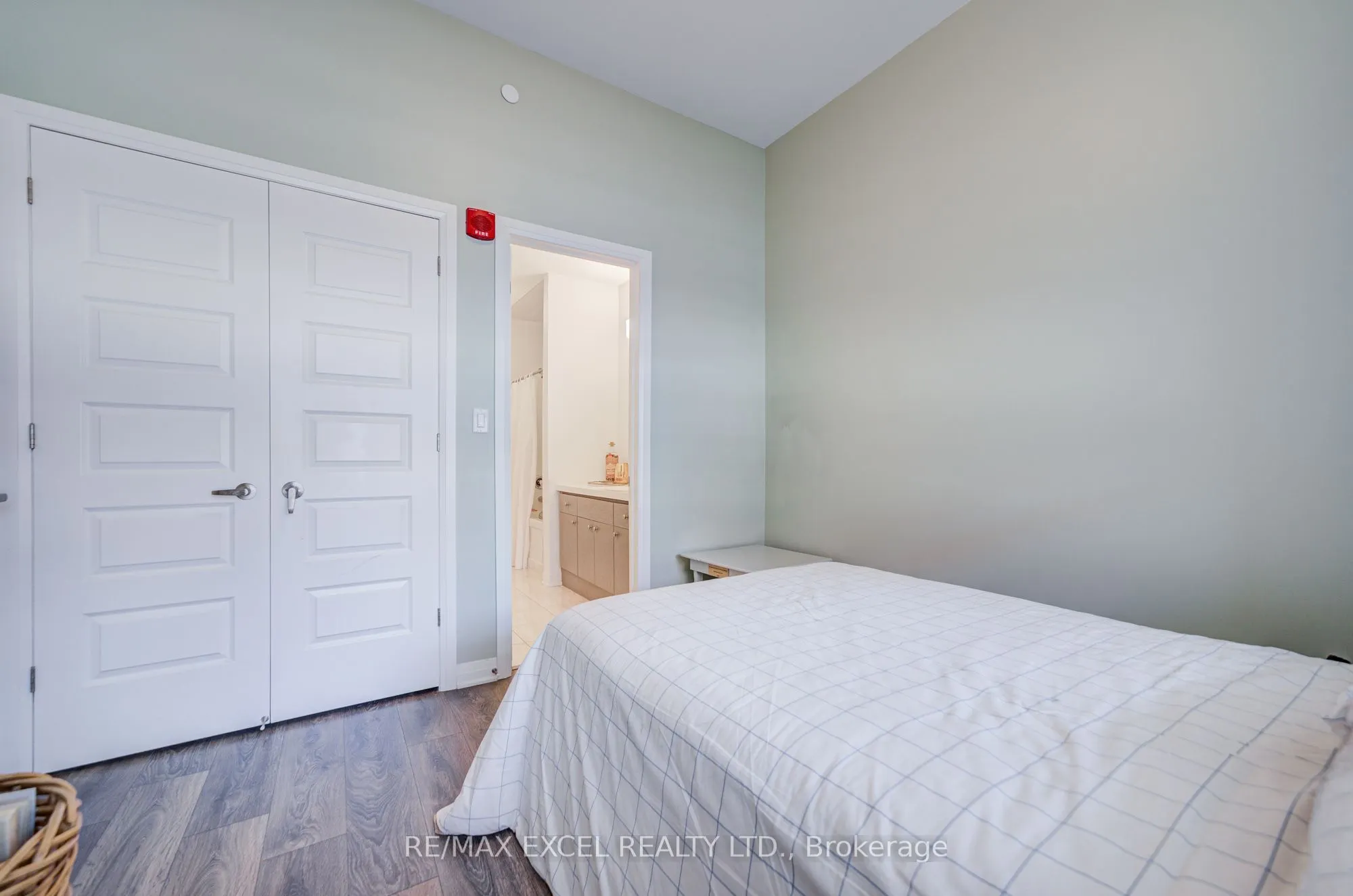 2 Adam Sellers Street #103