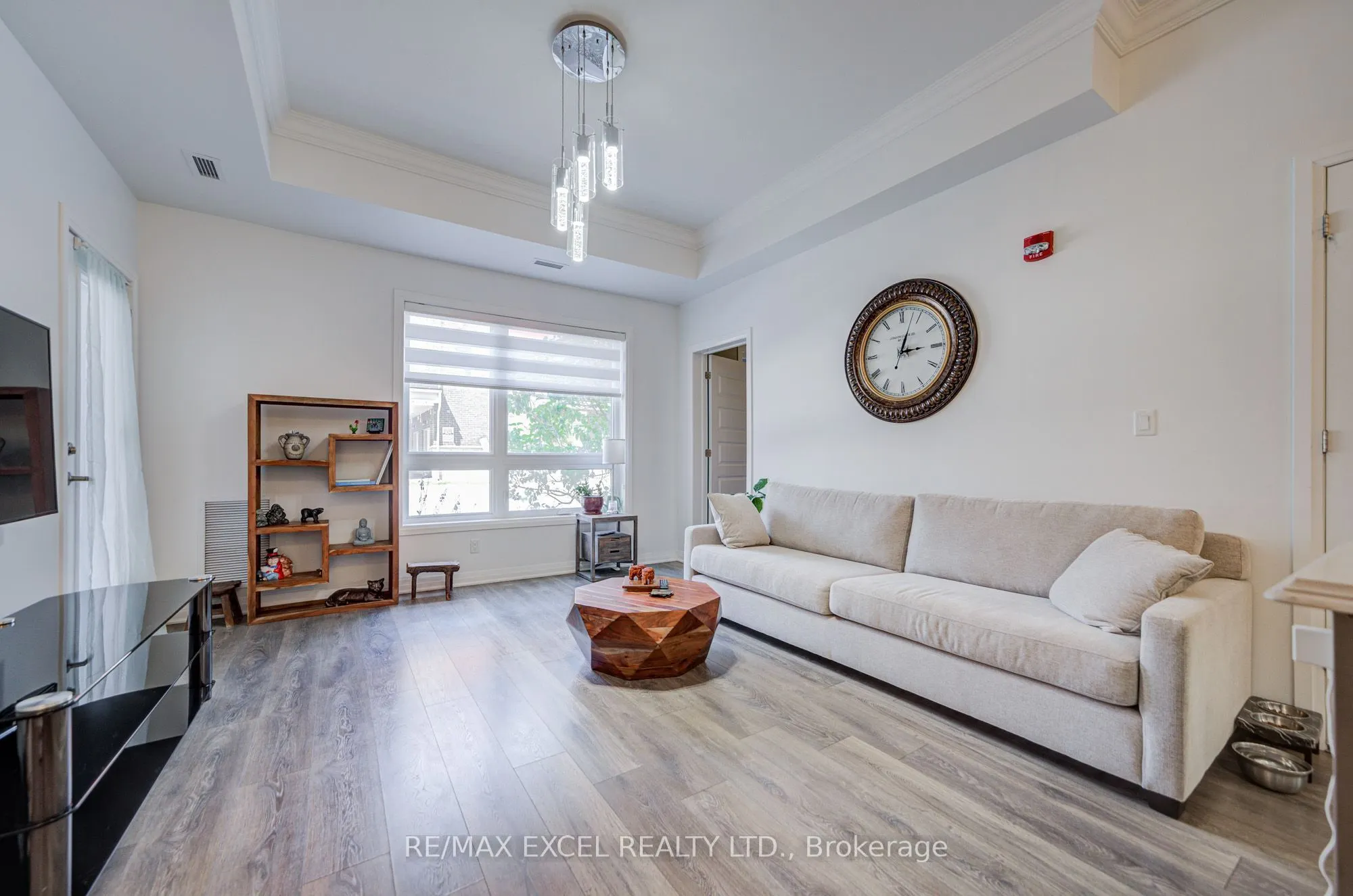 2 Adam Sellers Street #103