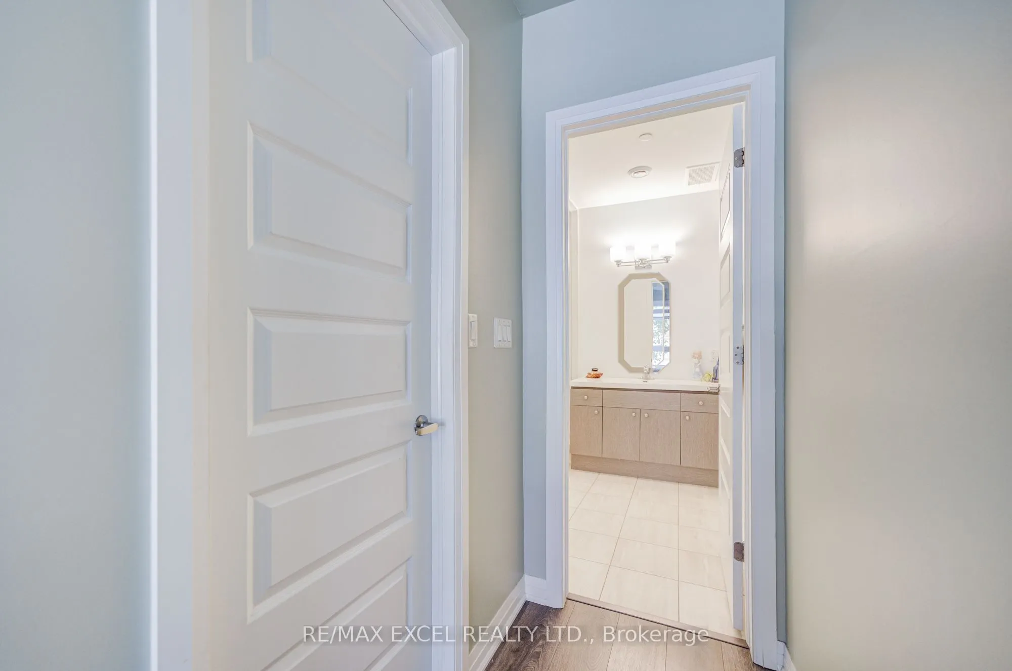 2 Adam Sellers Street #103