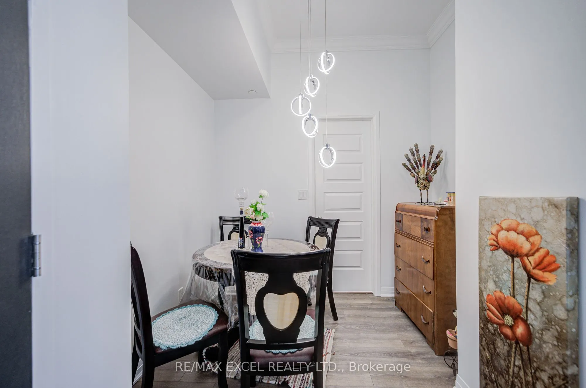 2 Adam Sellers Street #103