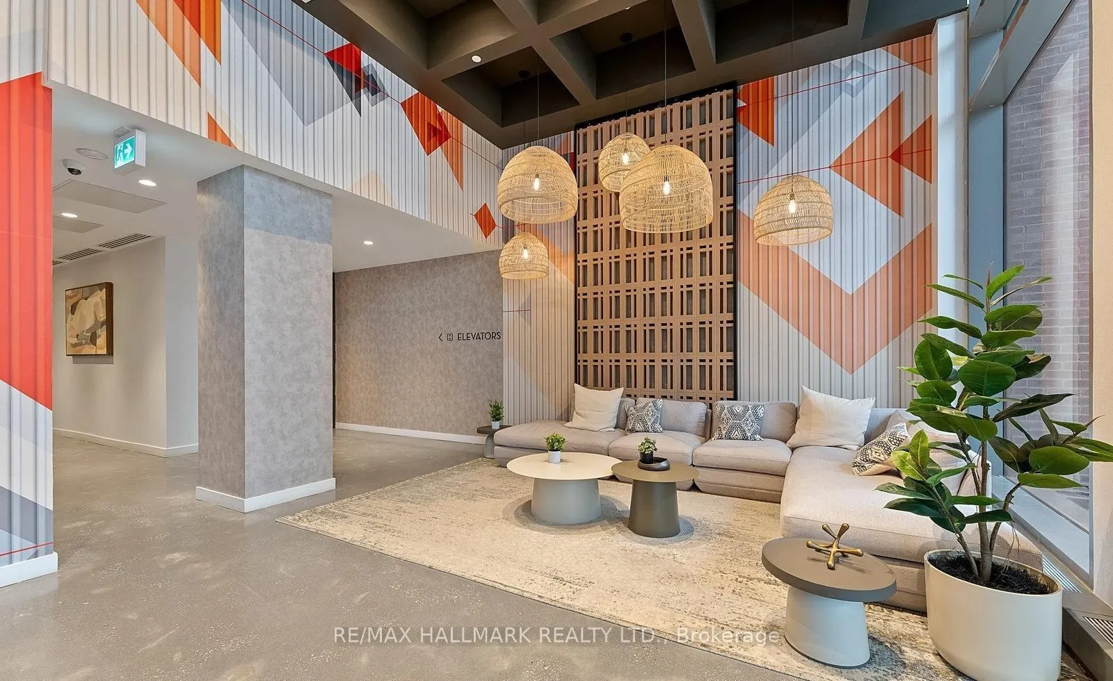 10 Abeja Street #1719