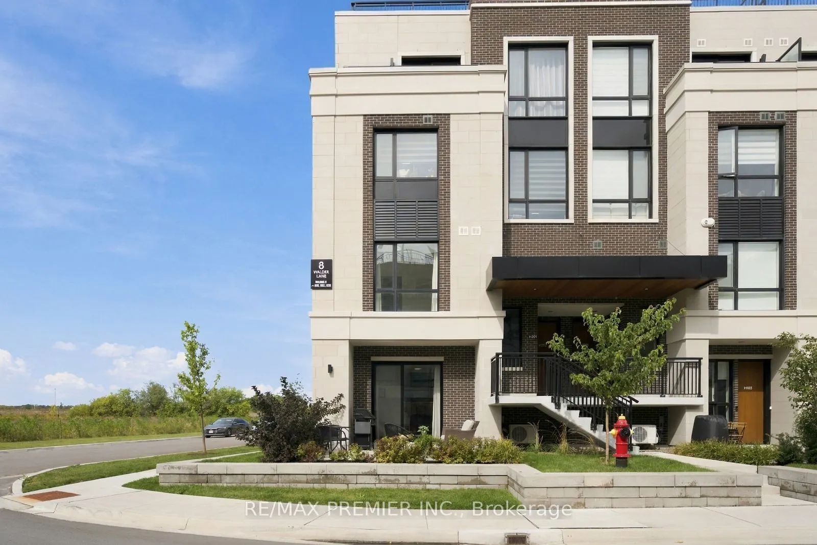 8 Walder Lane #102