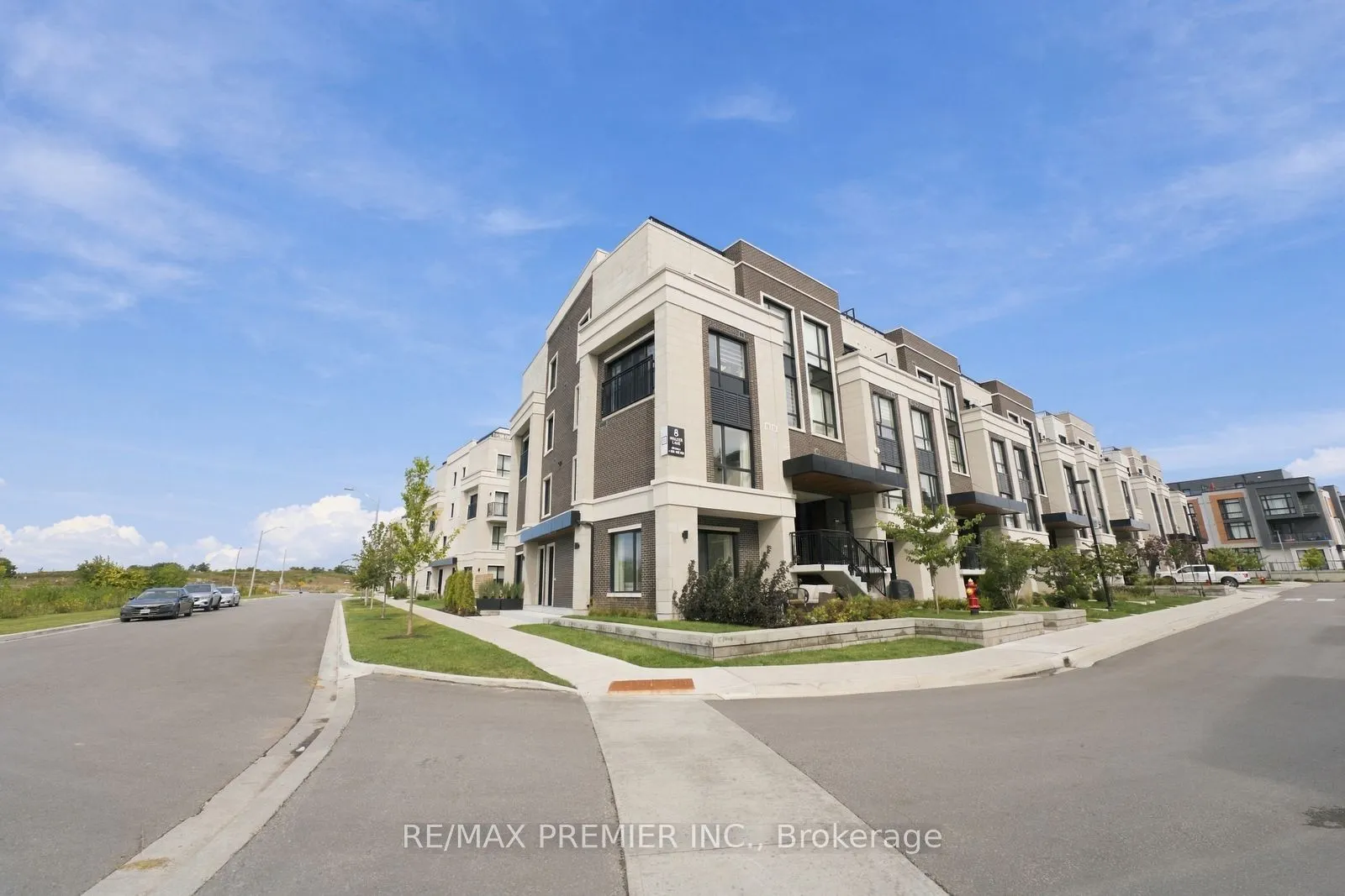 8 Walder Lane #102