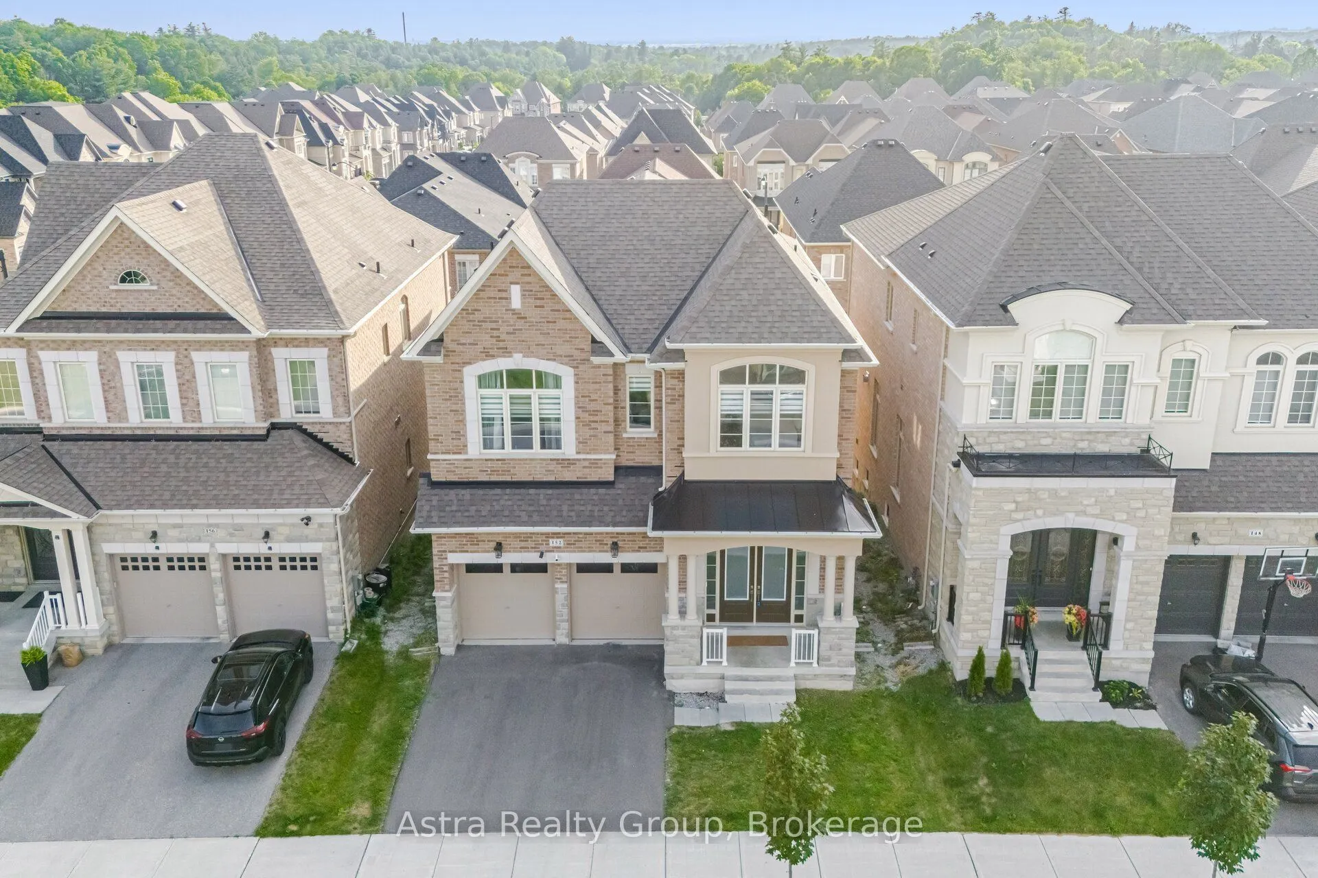 152 Stormont Trail