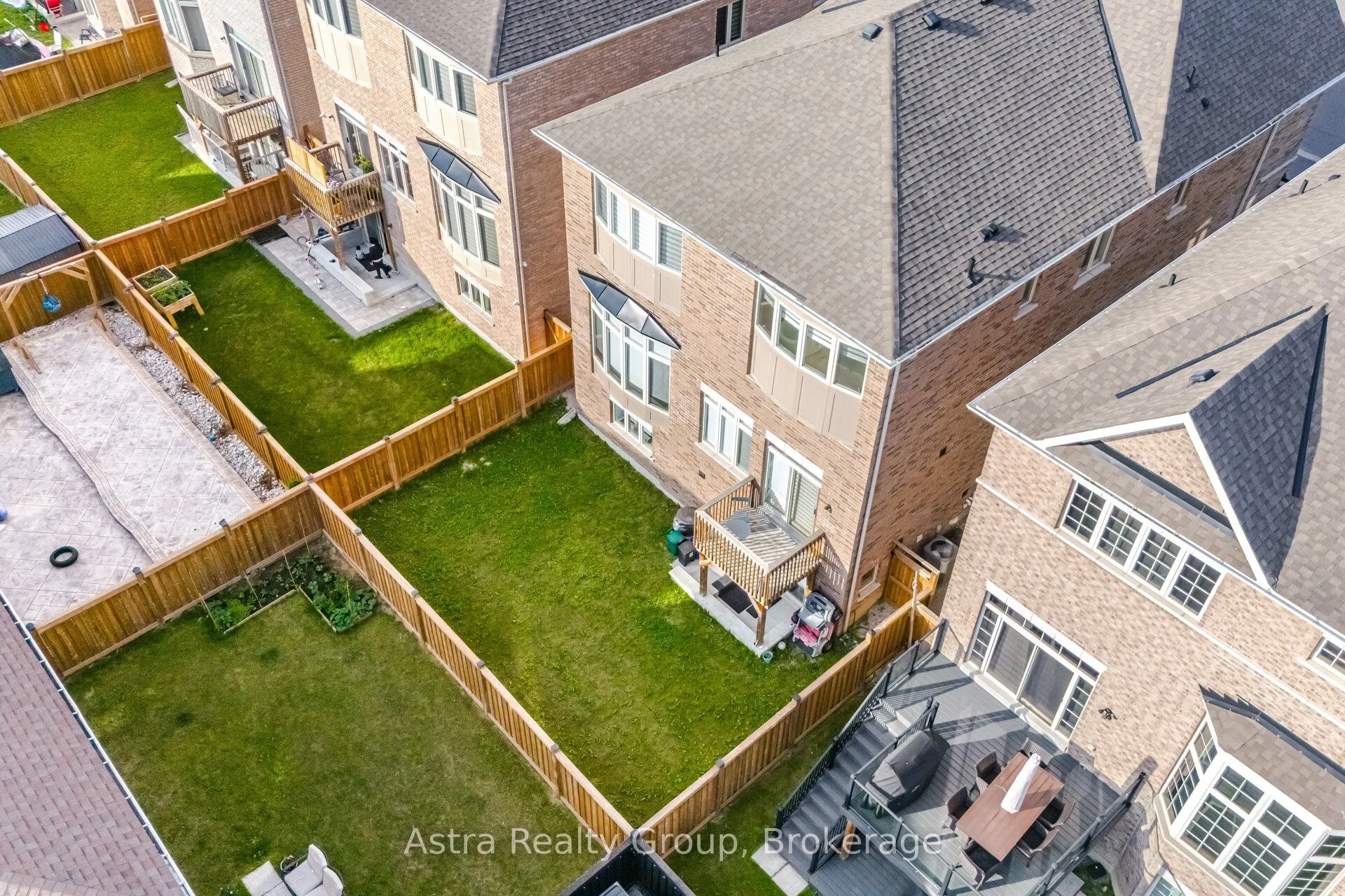152 Stormont Trail