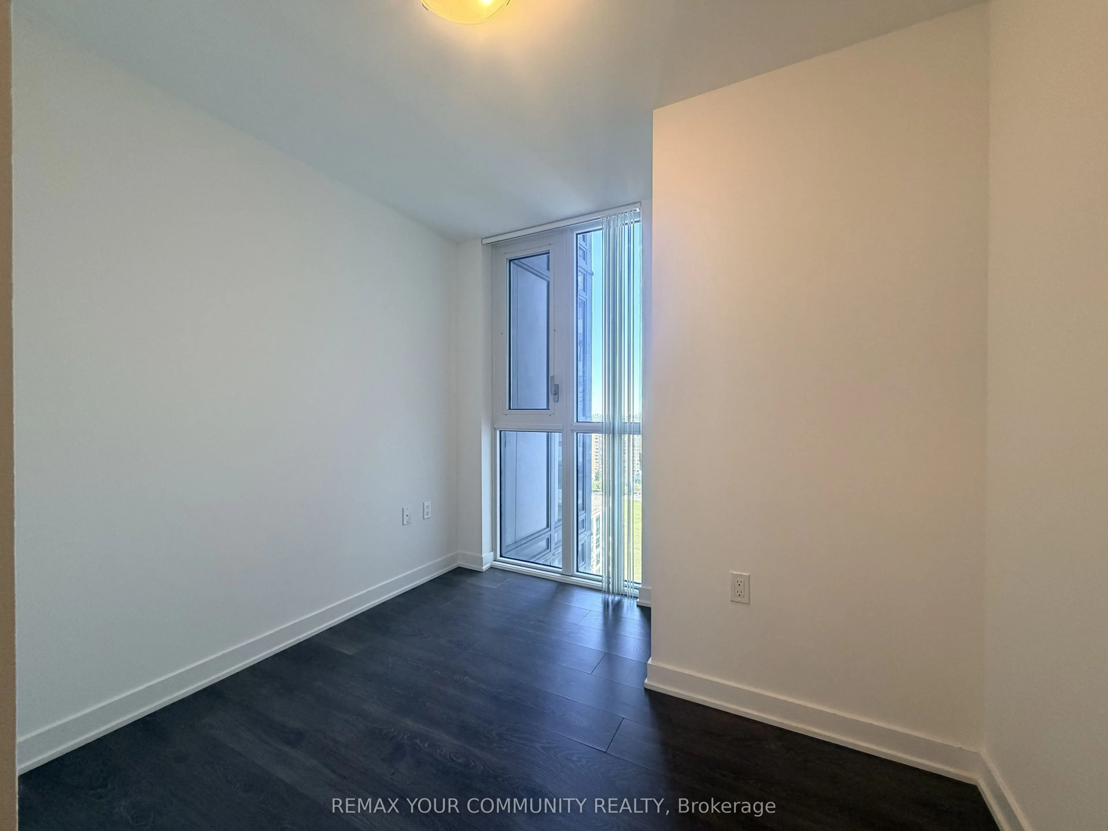 75 Oneida Crescent #1809