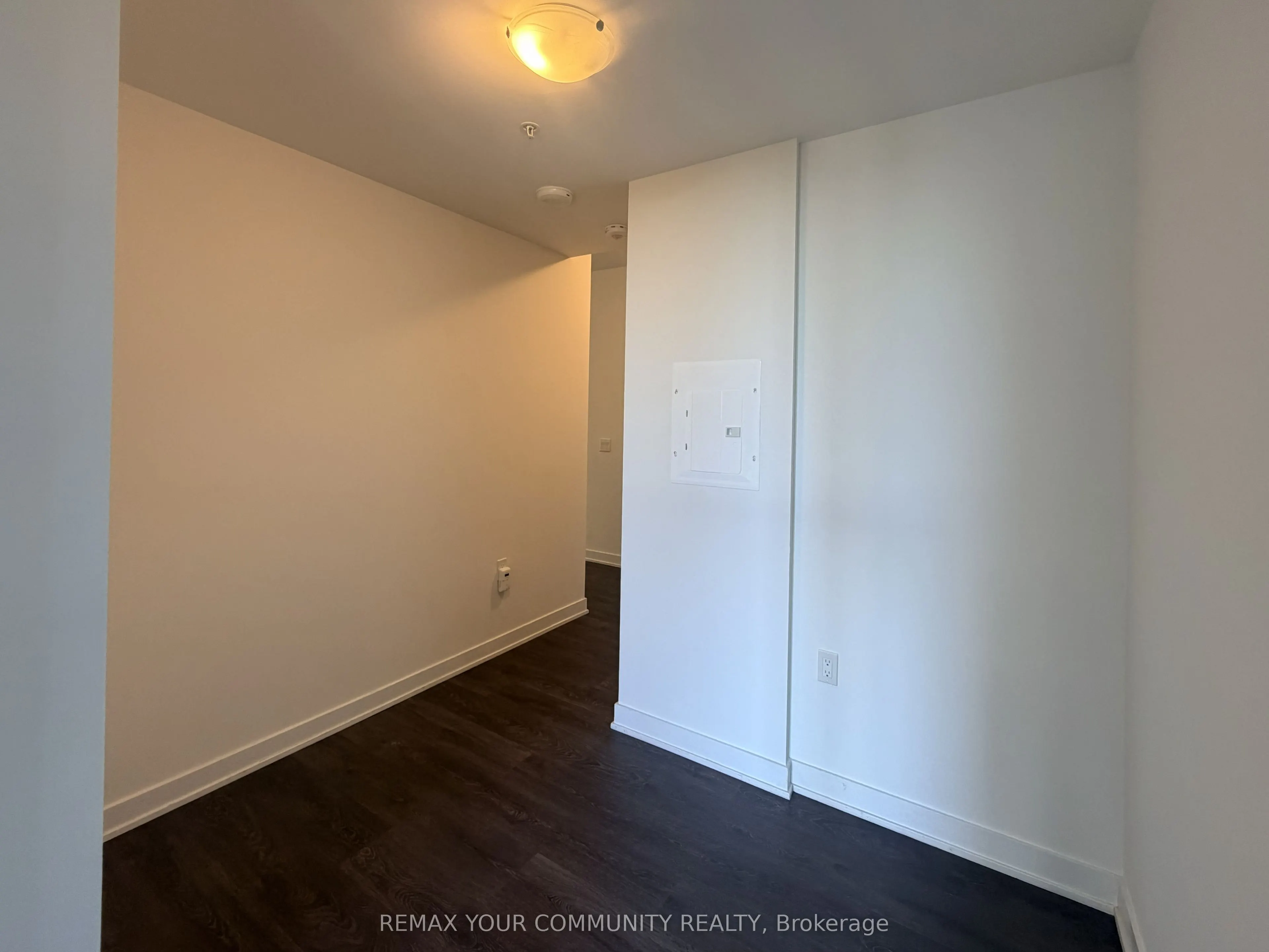 75 Oneida Crescent #1809