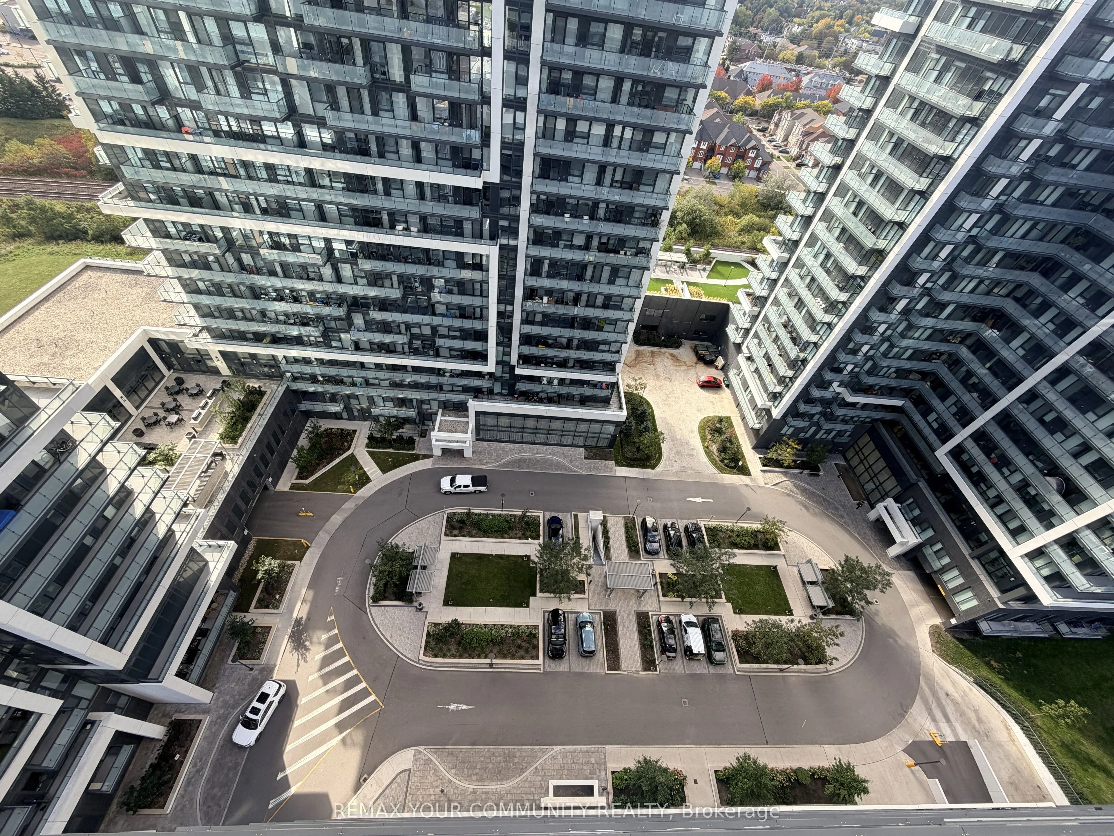 75 Oneida Crescent #1809