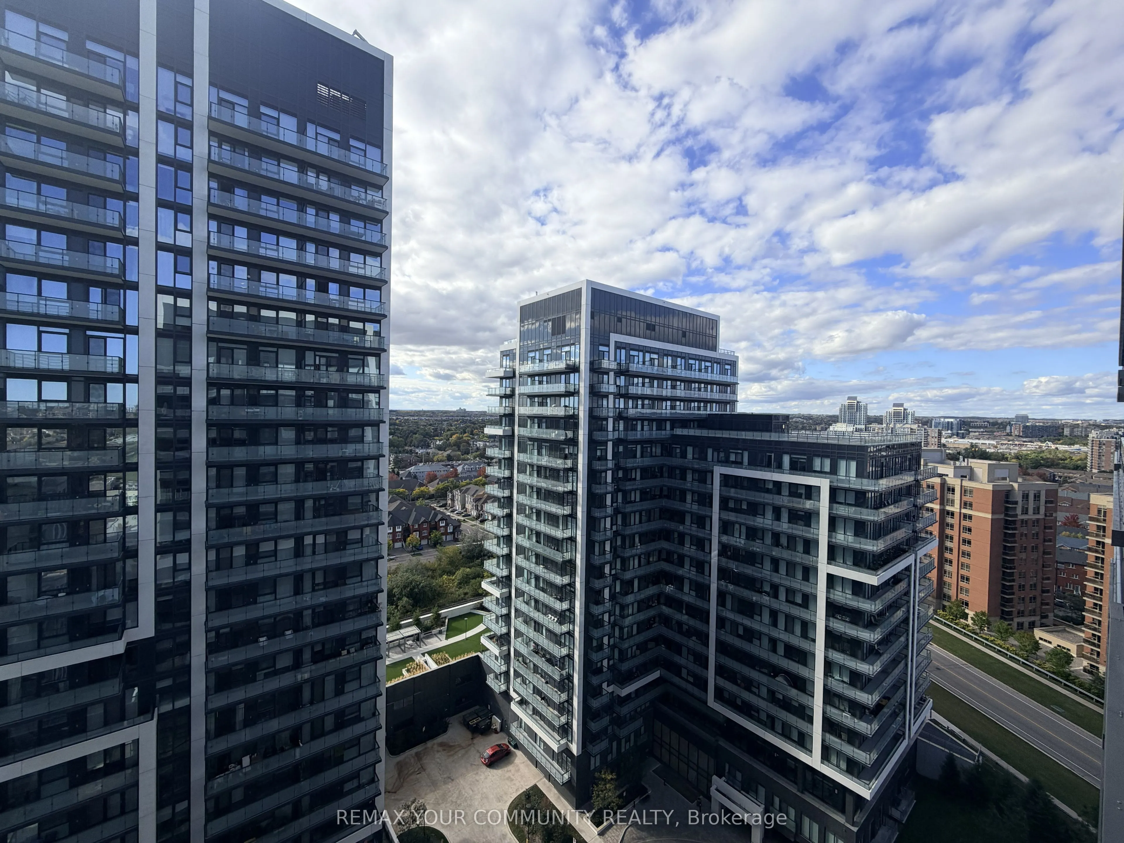 75 Oneida Crescent #1809