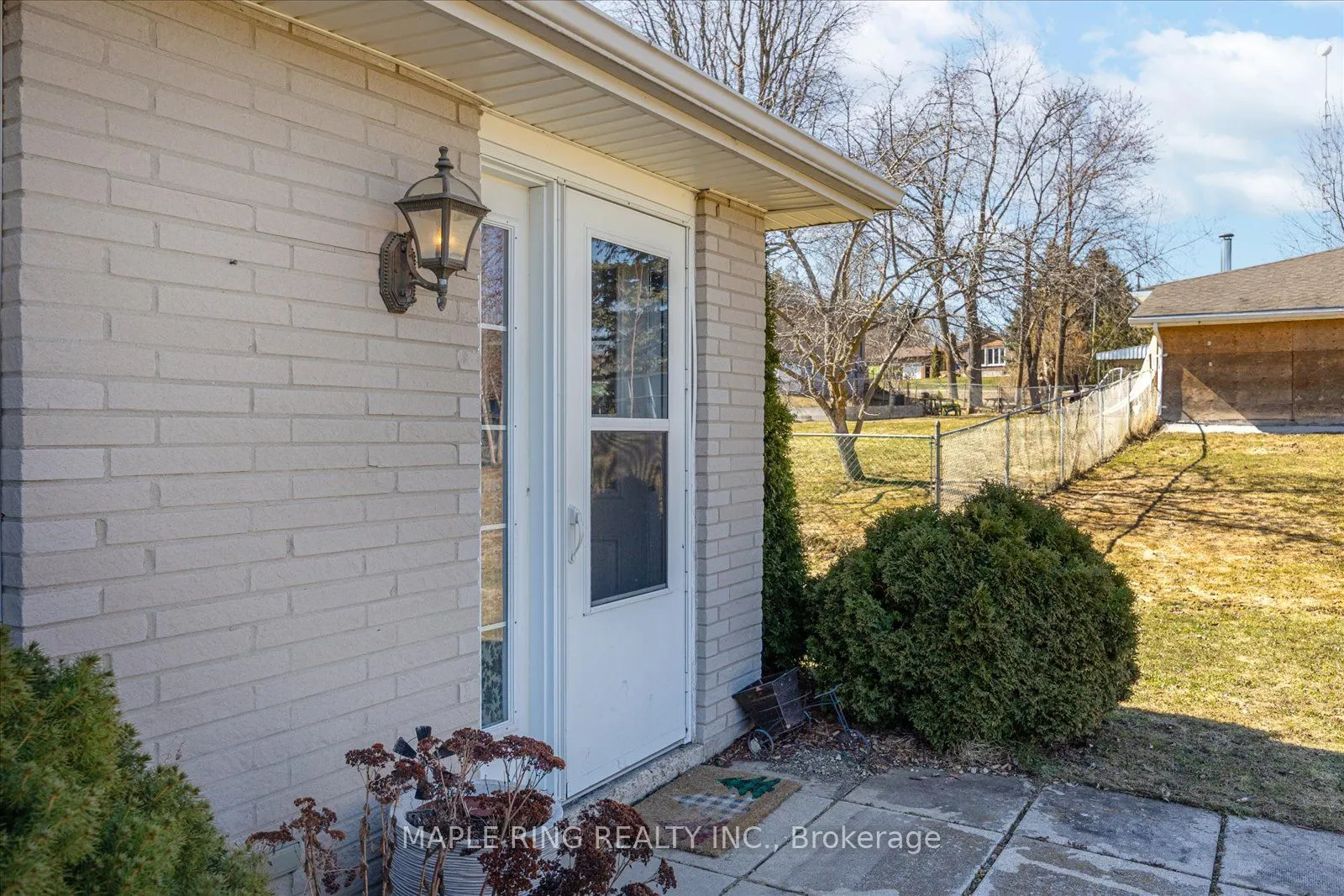 27 Jamieson Drive