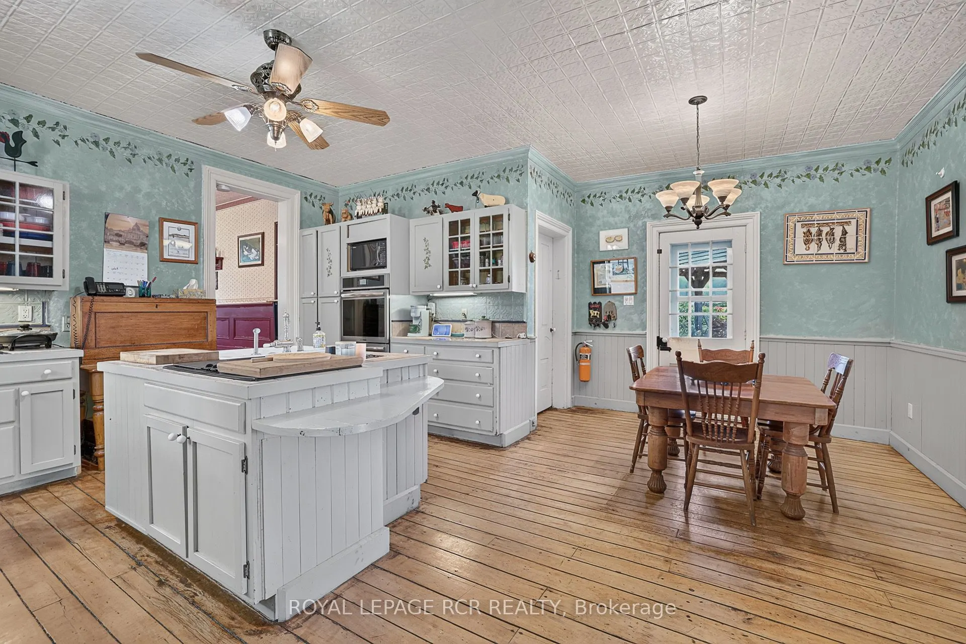 233 Wagg Road