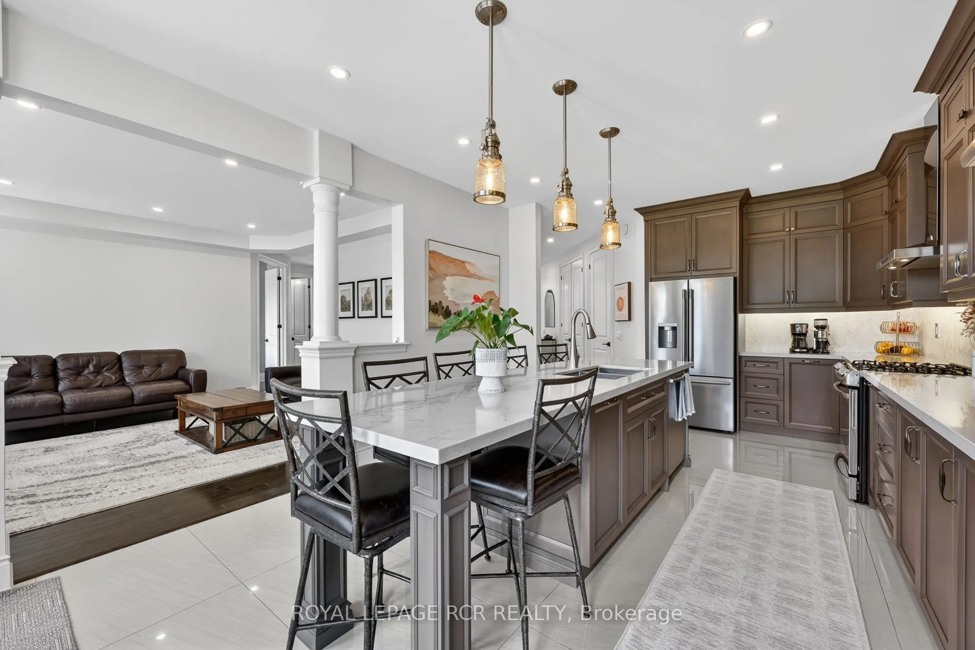 14 Emerald Heights Drive