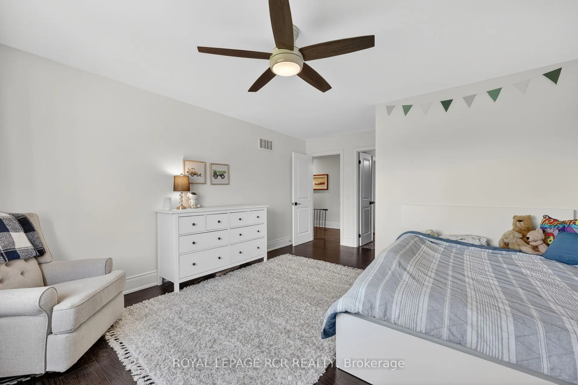 14 Emerald Heights Drive
