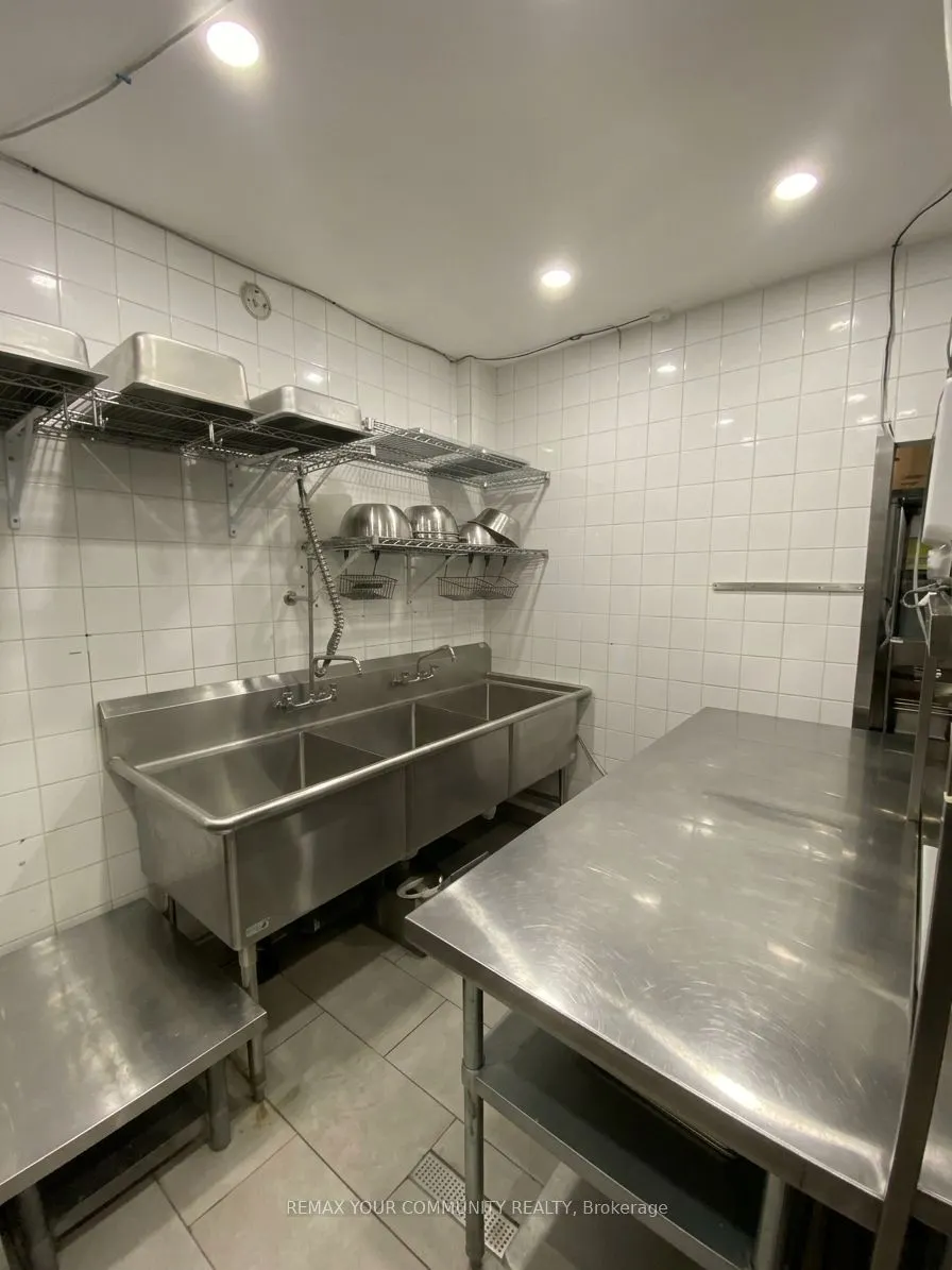 1470 CENTRE Street #UNIT 7
