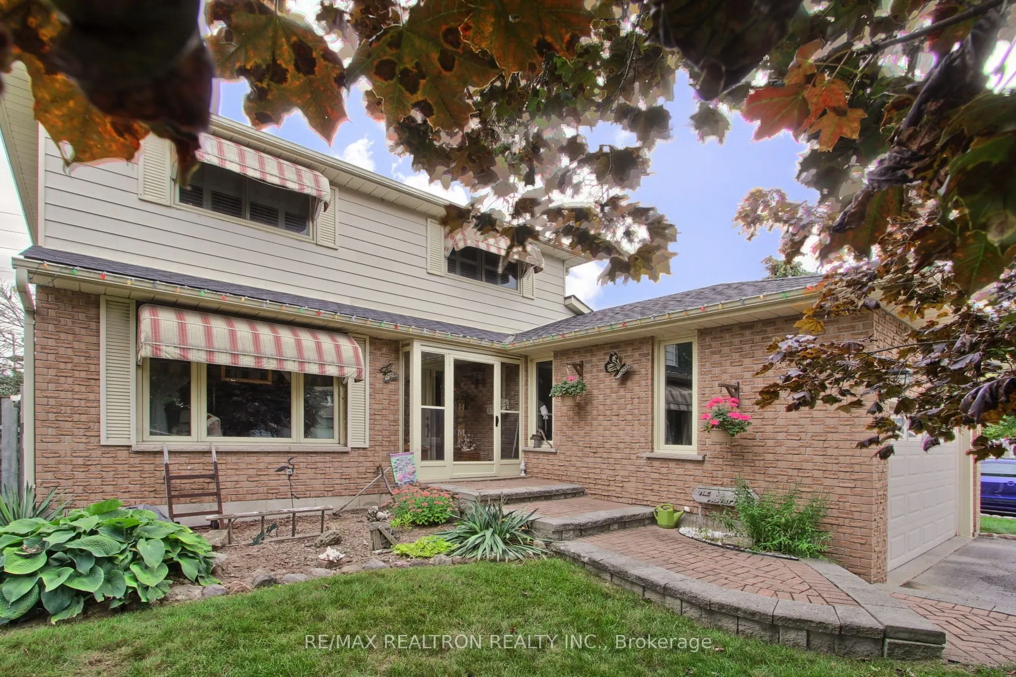 55 Redcastle Crescent