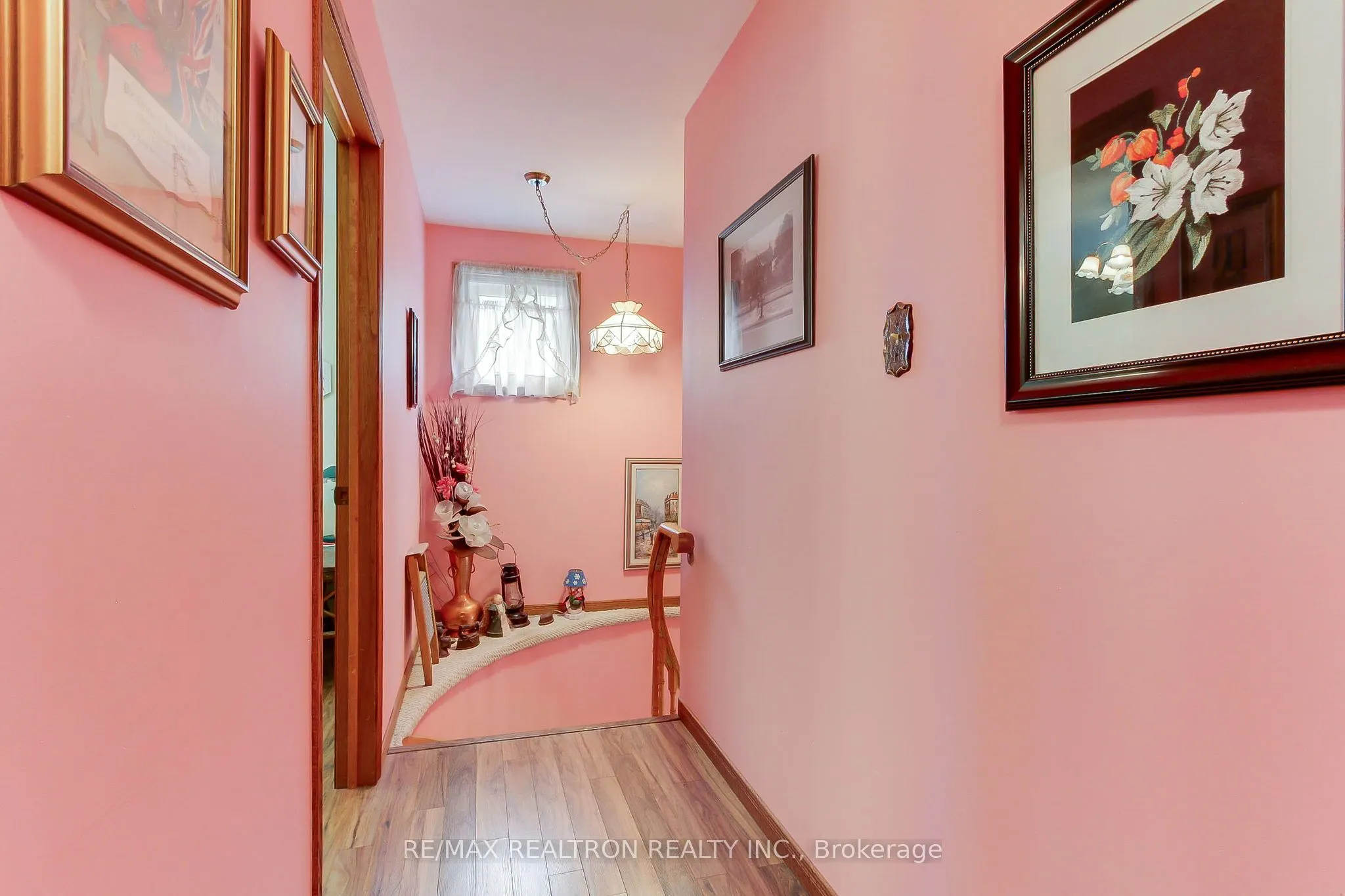55 Redcastle Crescent