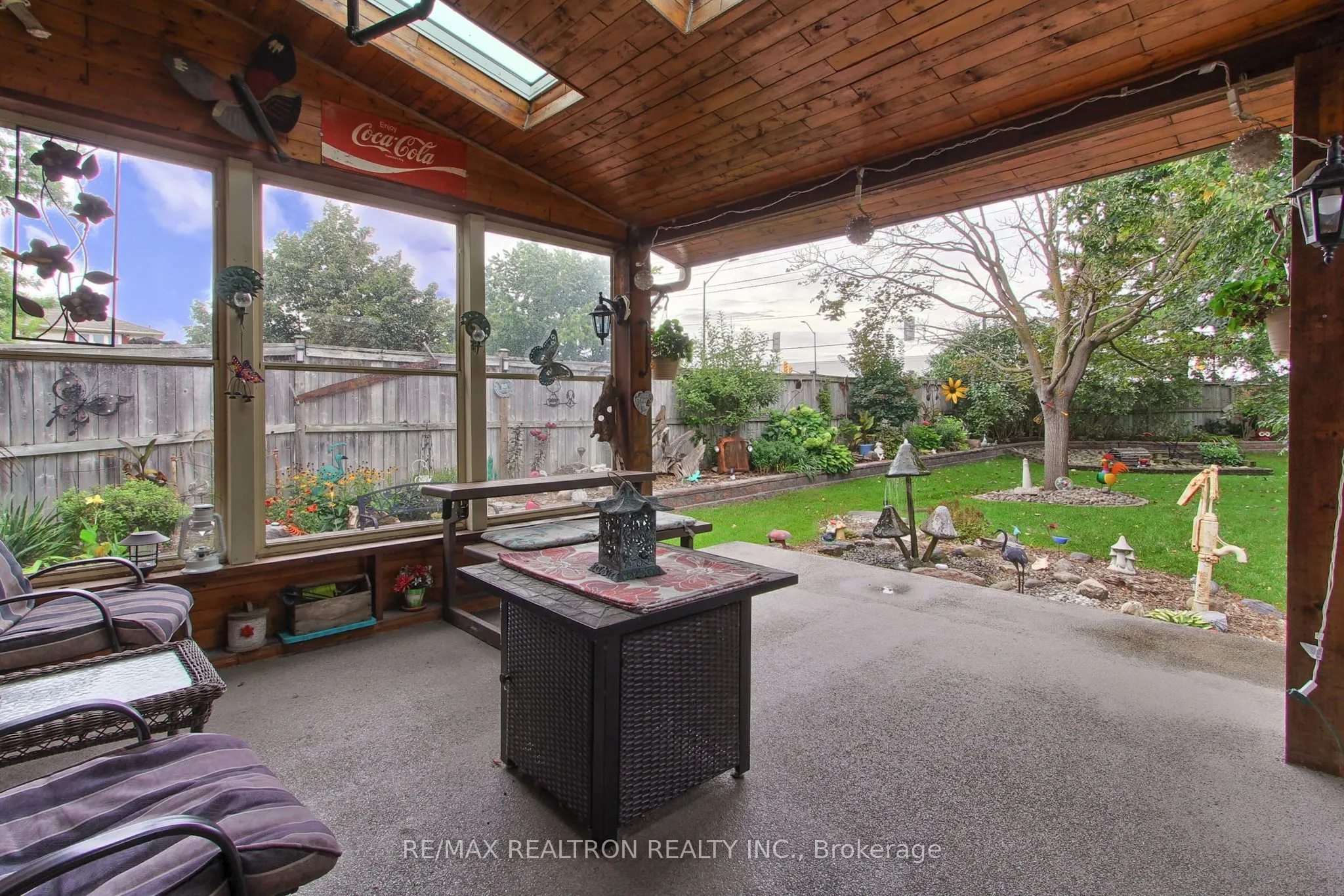 55 Redcastle Crescent