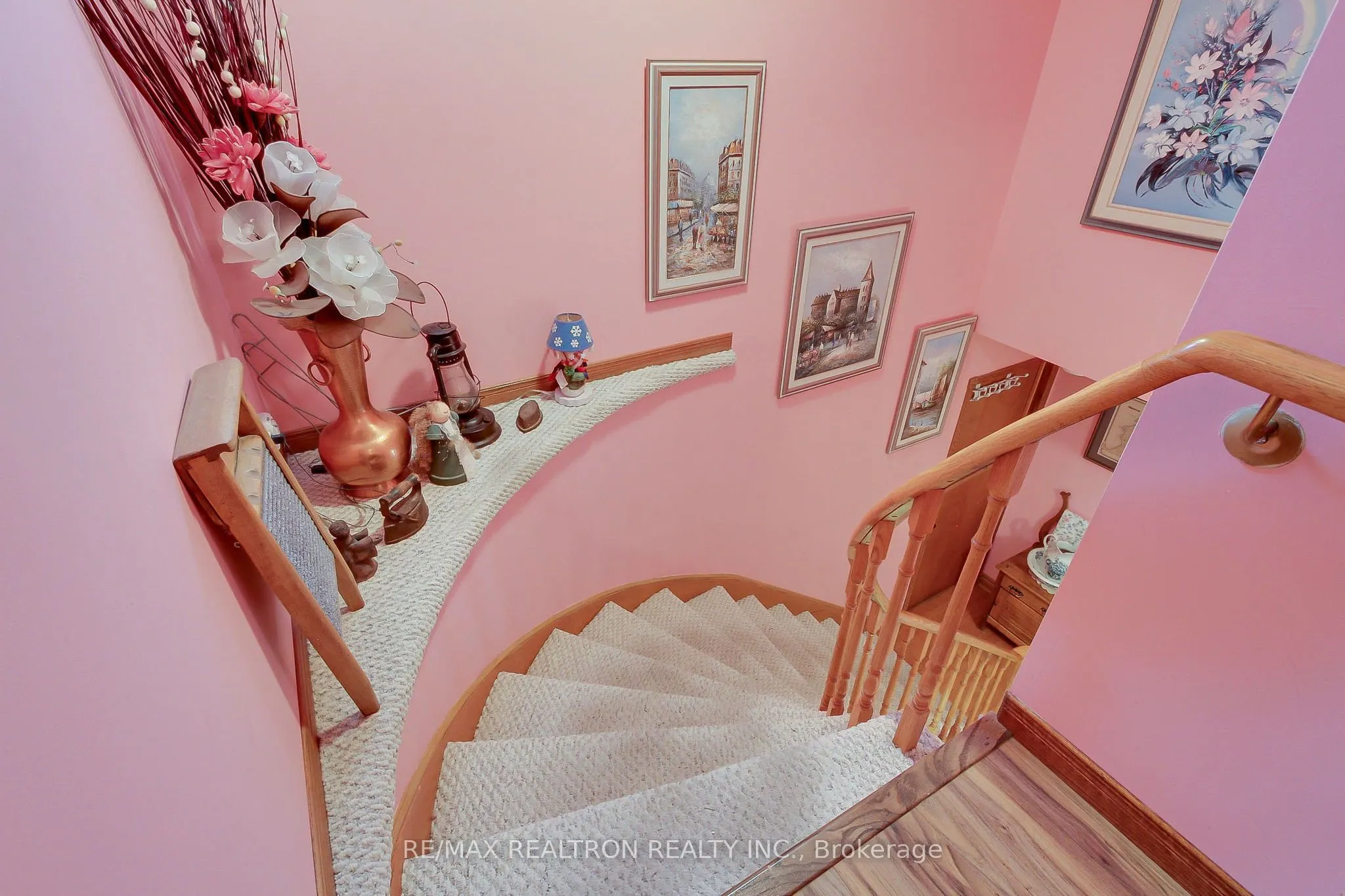 55 Redcastle Crescent