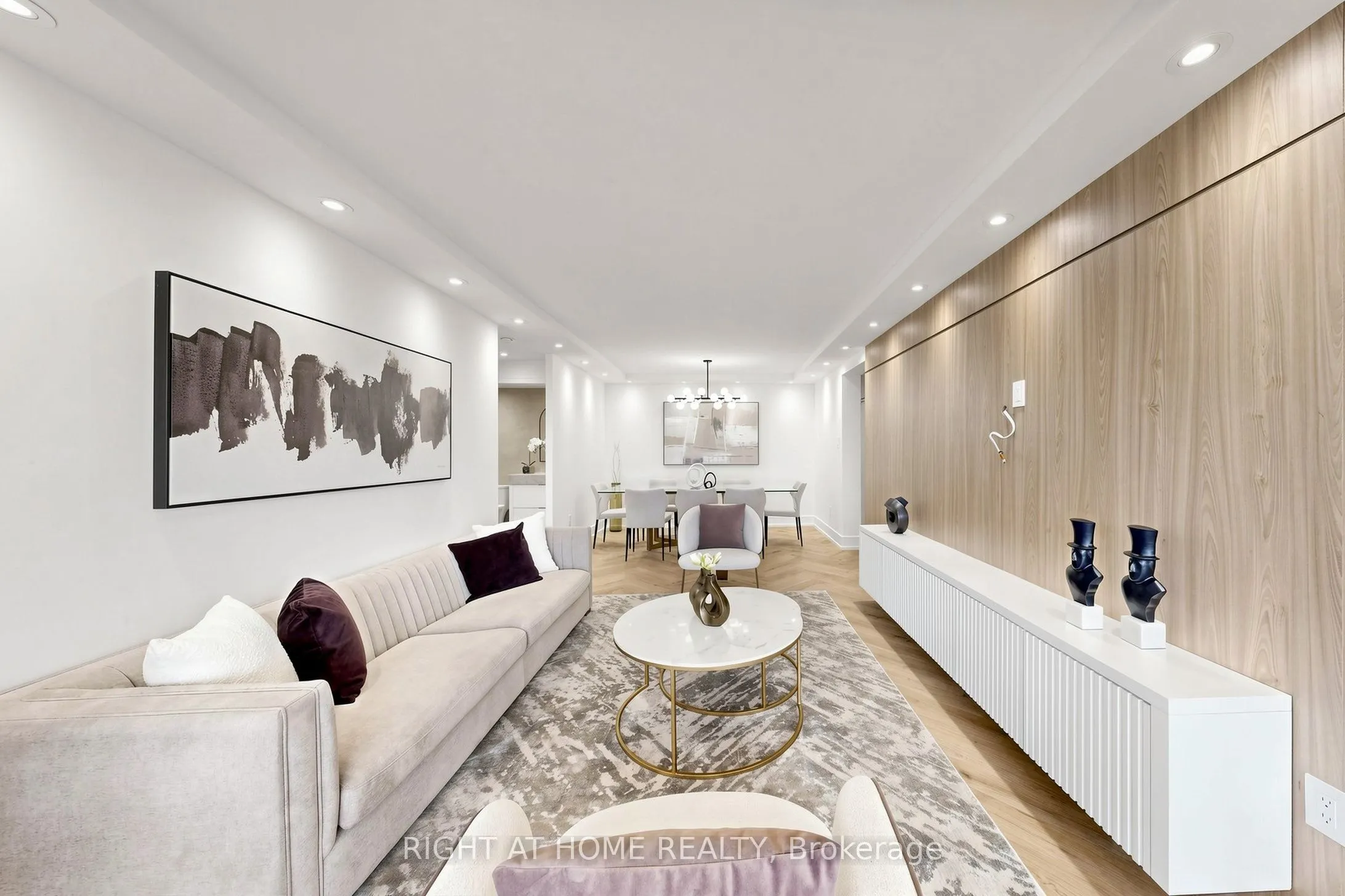 7 Townsgate Drive #1506