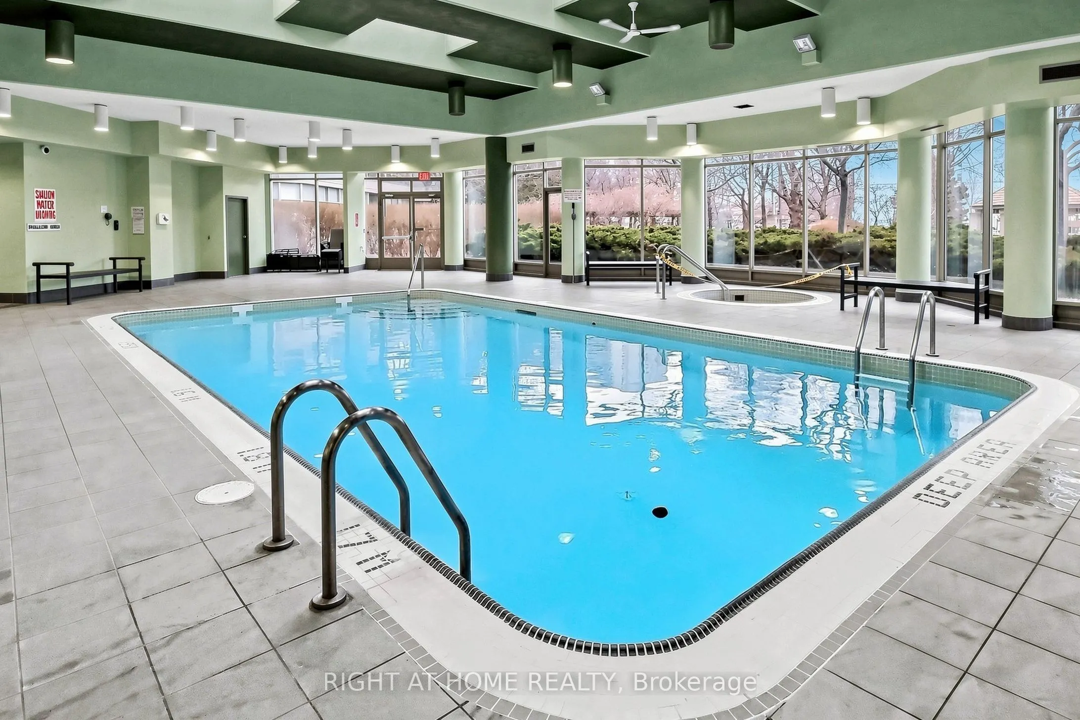 7 Townsgate Drive #1506