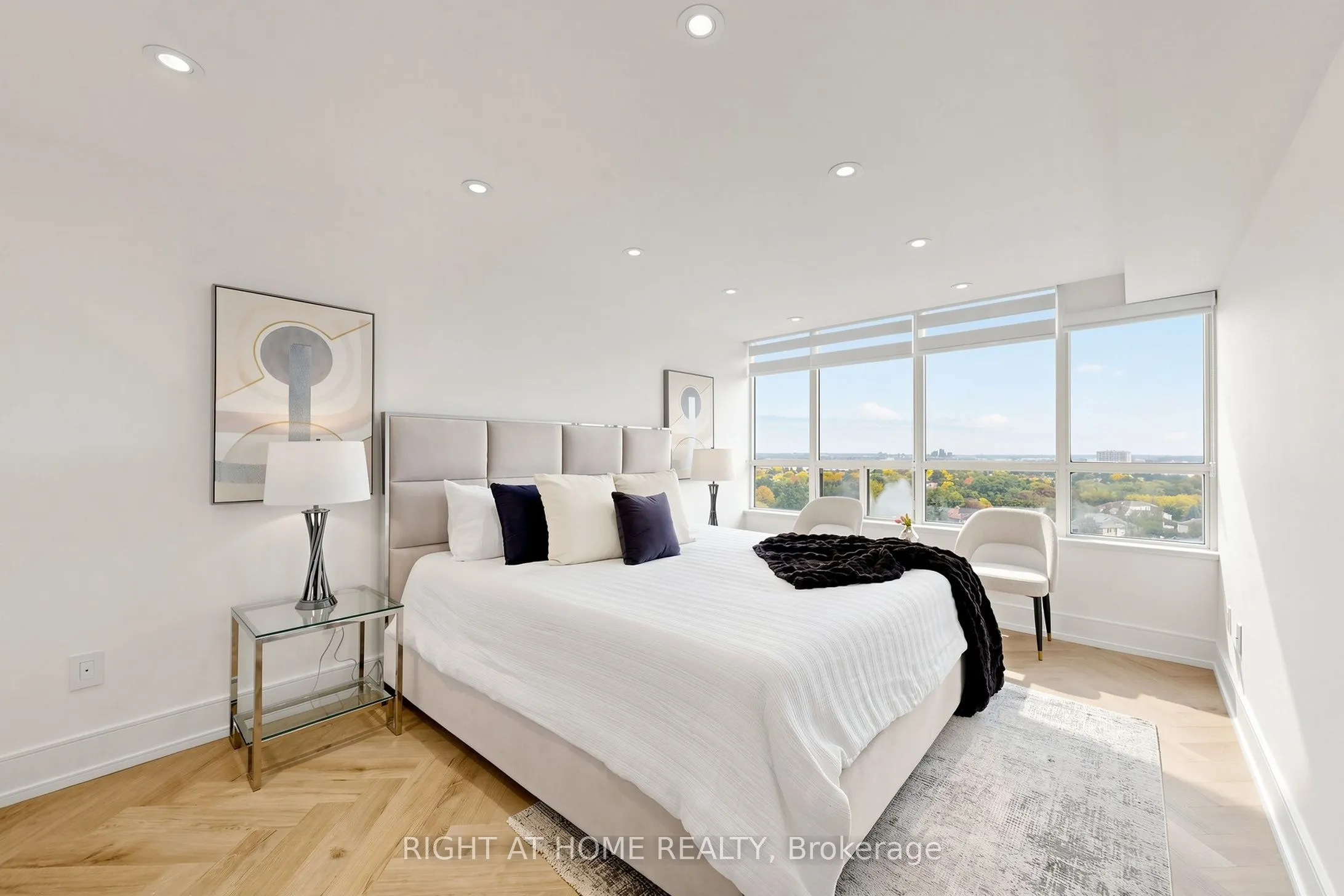 7 Townsgate Drive #1506