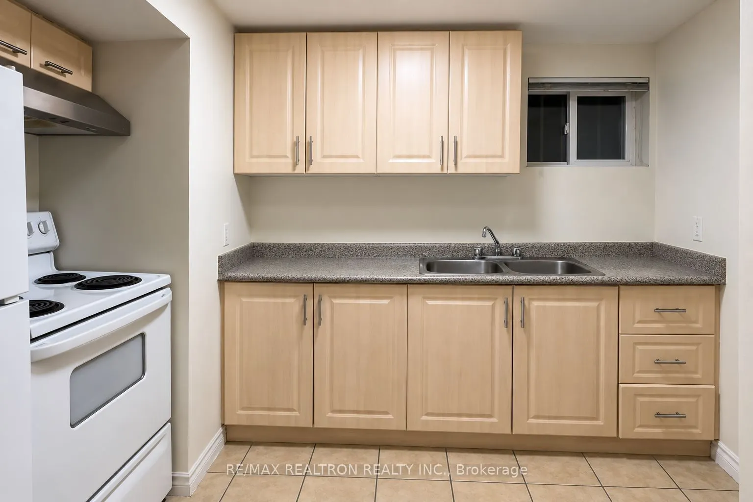 468 Windhurst Gate ##2Bed BSMNT
