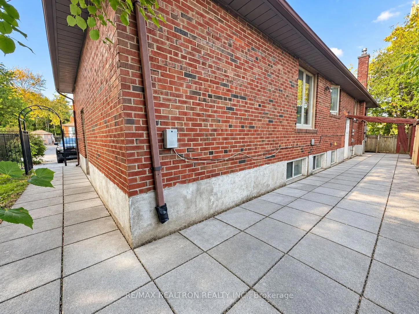 468 Windhurst Gate ##2Bed BSMNT
