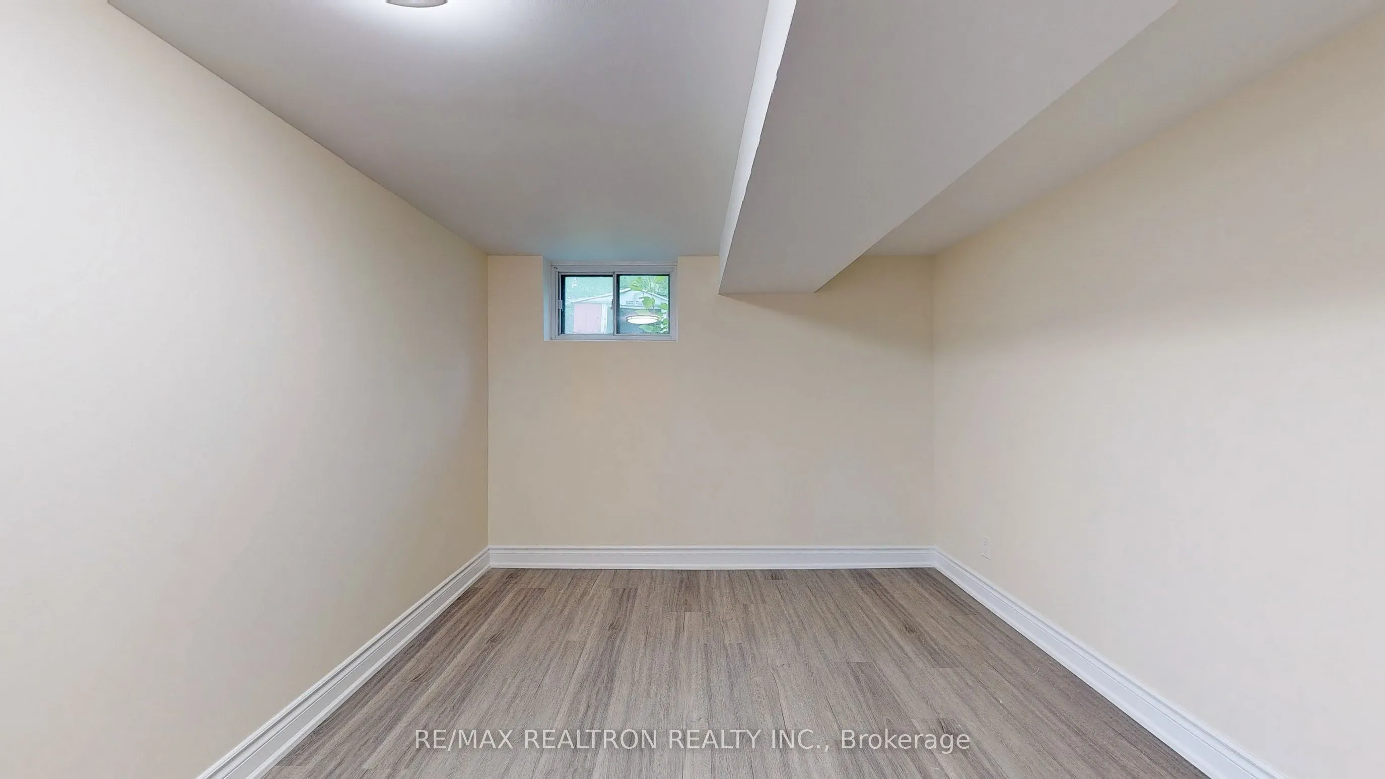 265 Browndale Crescent #1Bed BSMNT
