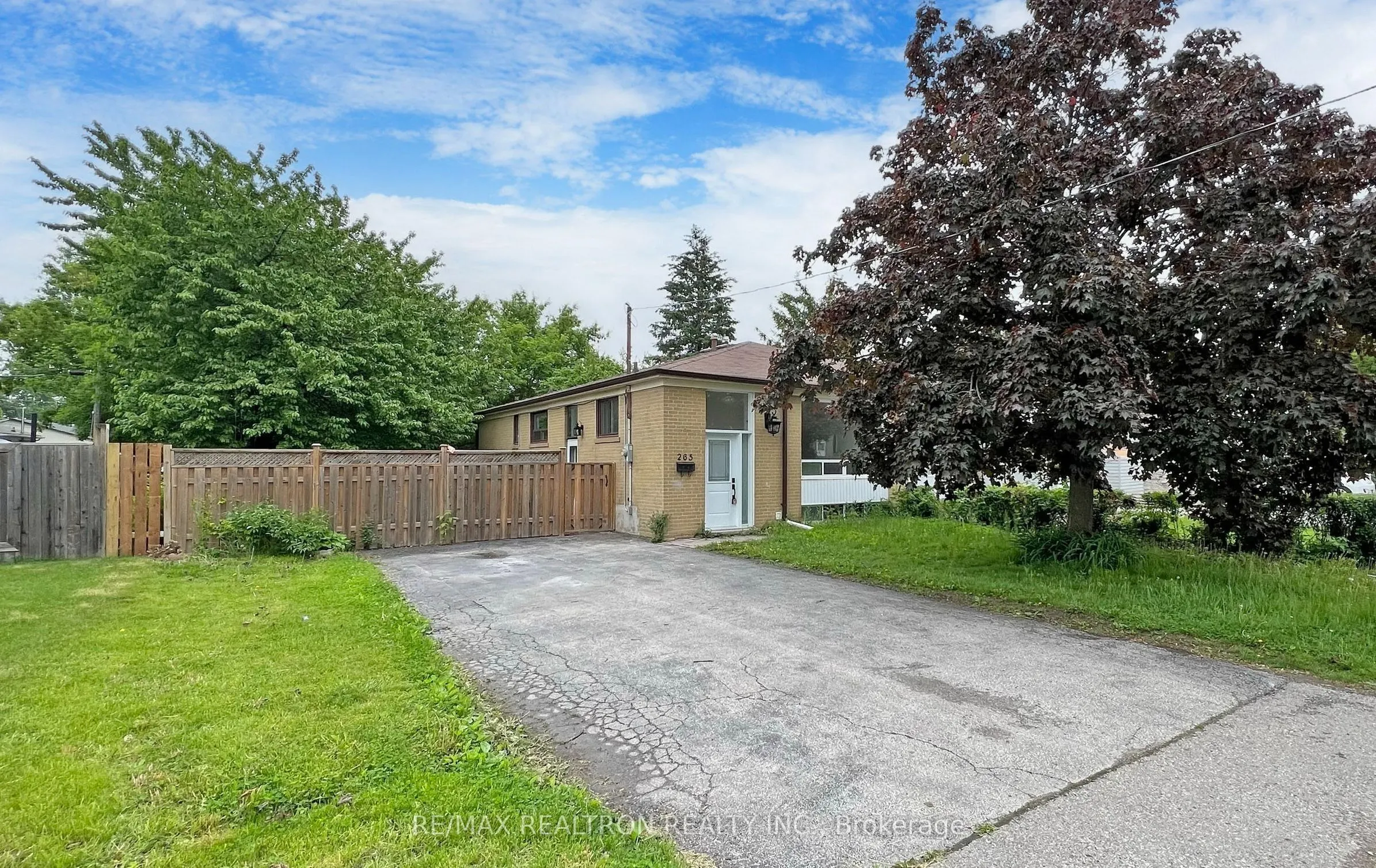 265 Browndale Crescent #1Bed BSMNT