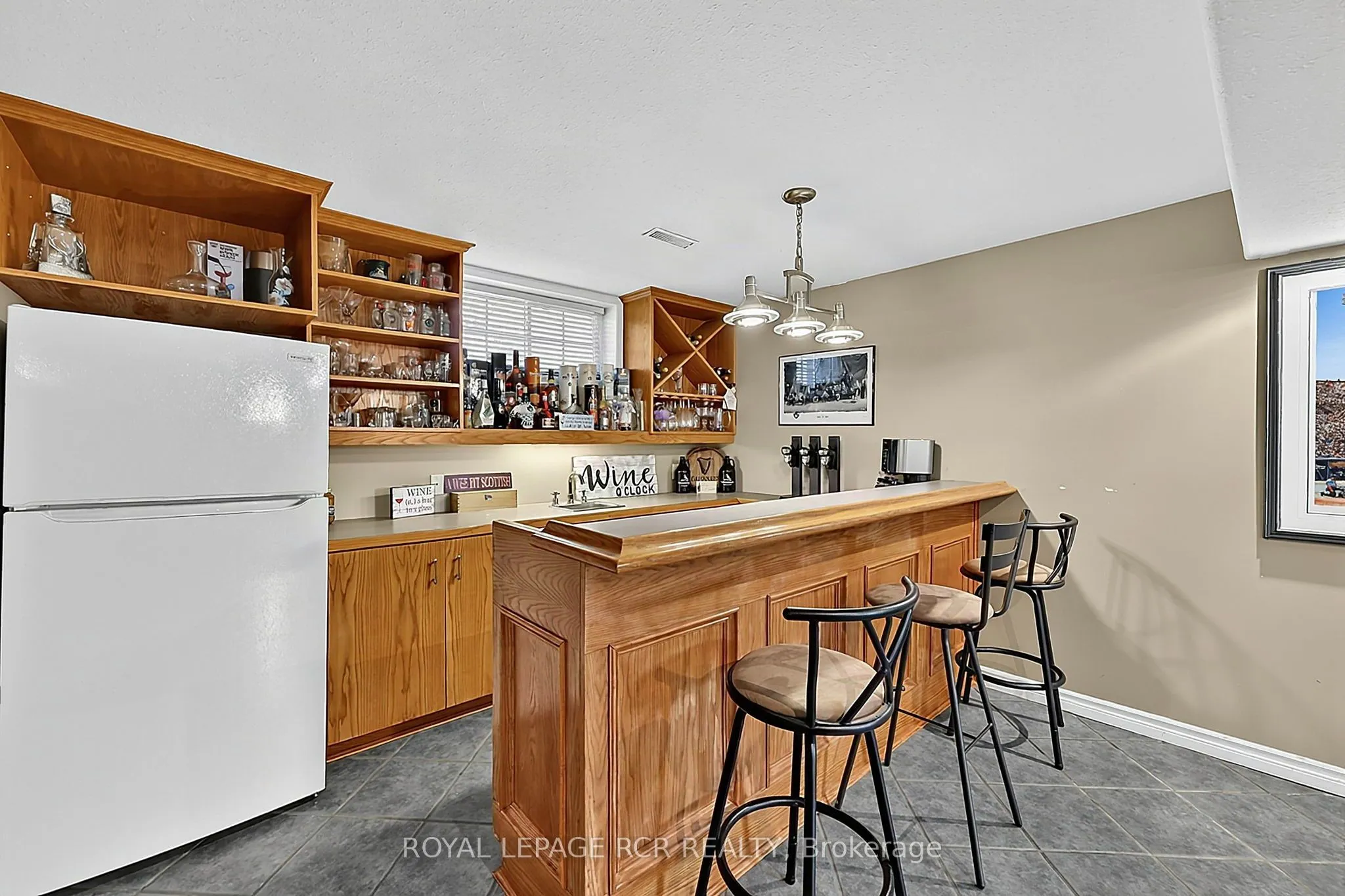 11 Fisher Drive