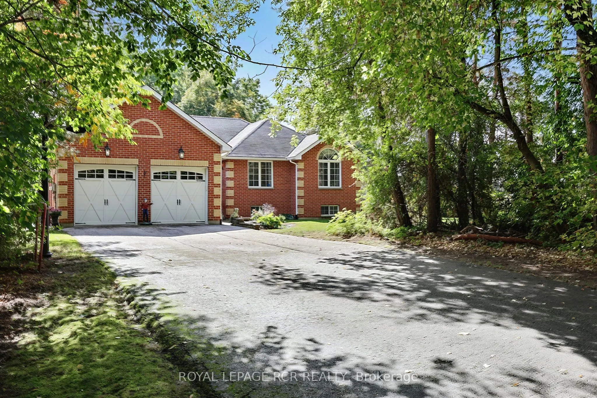 11 Fisher Drive