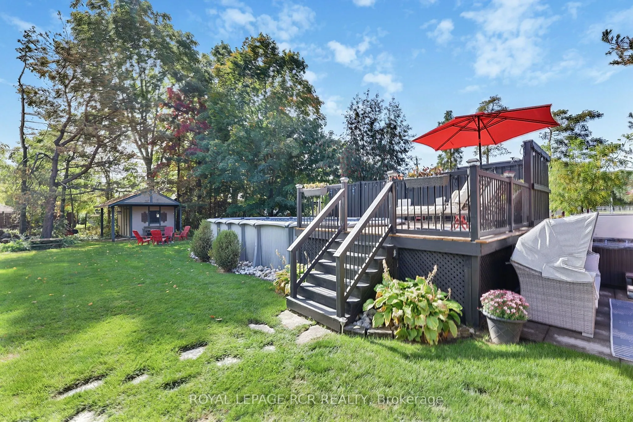 11 Fisher Drive