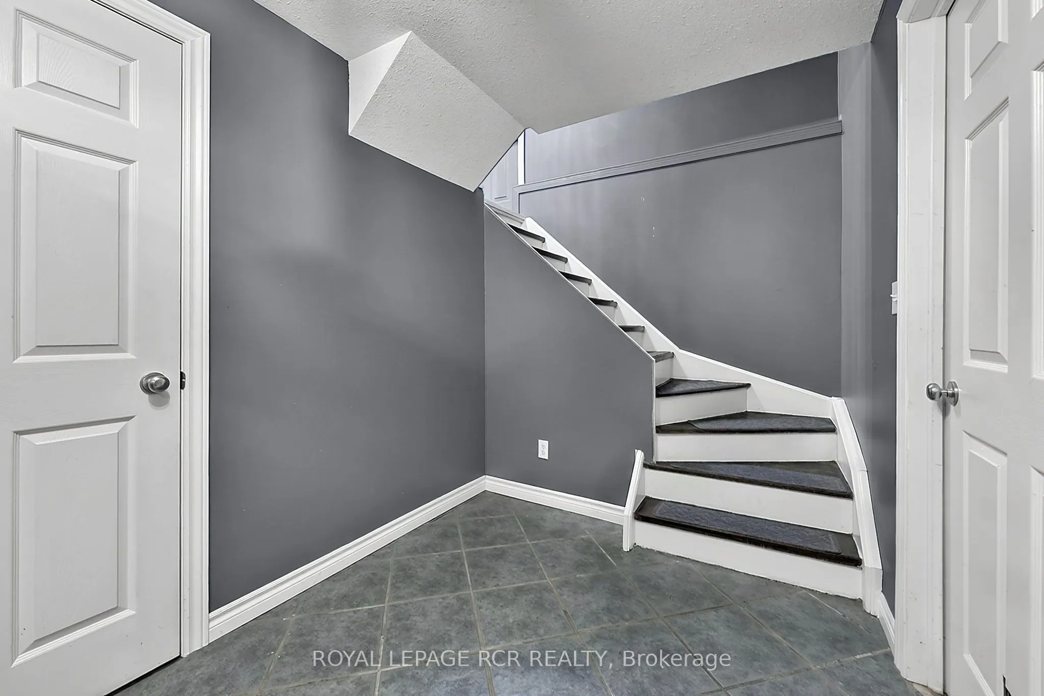 11 Fisher Drive