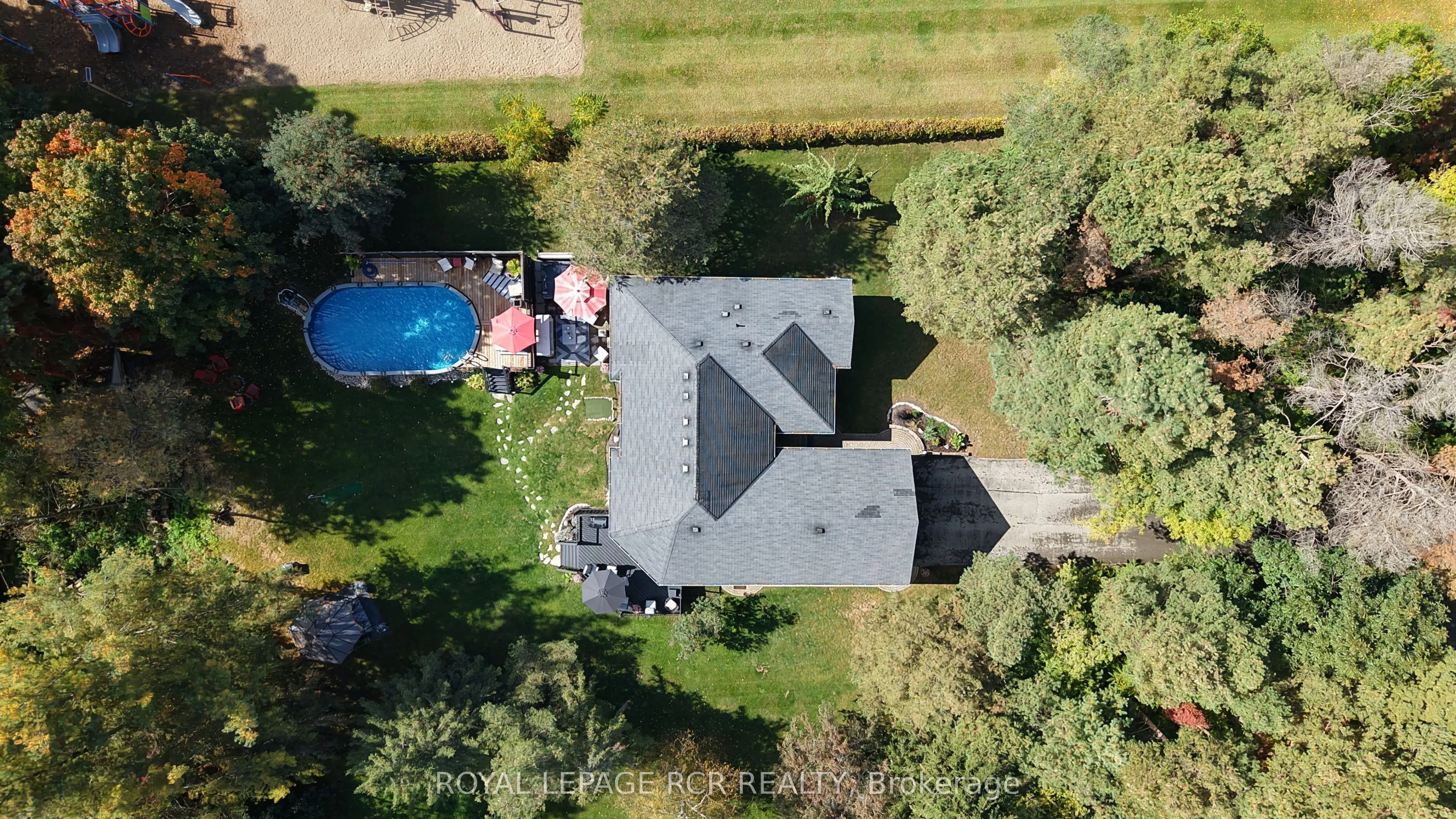 11 Fisher Drive
