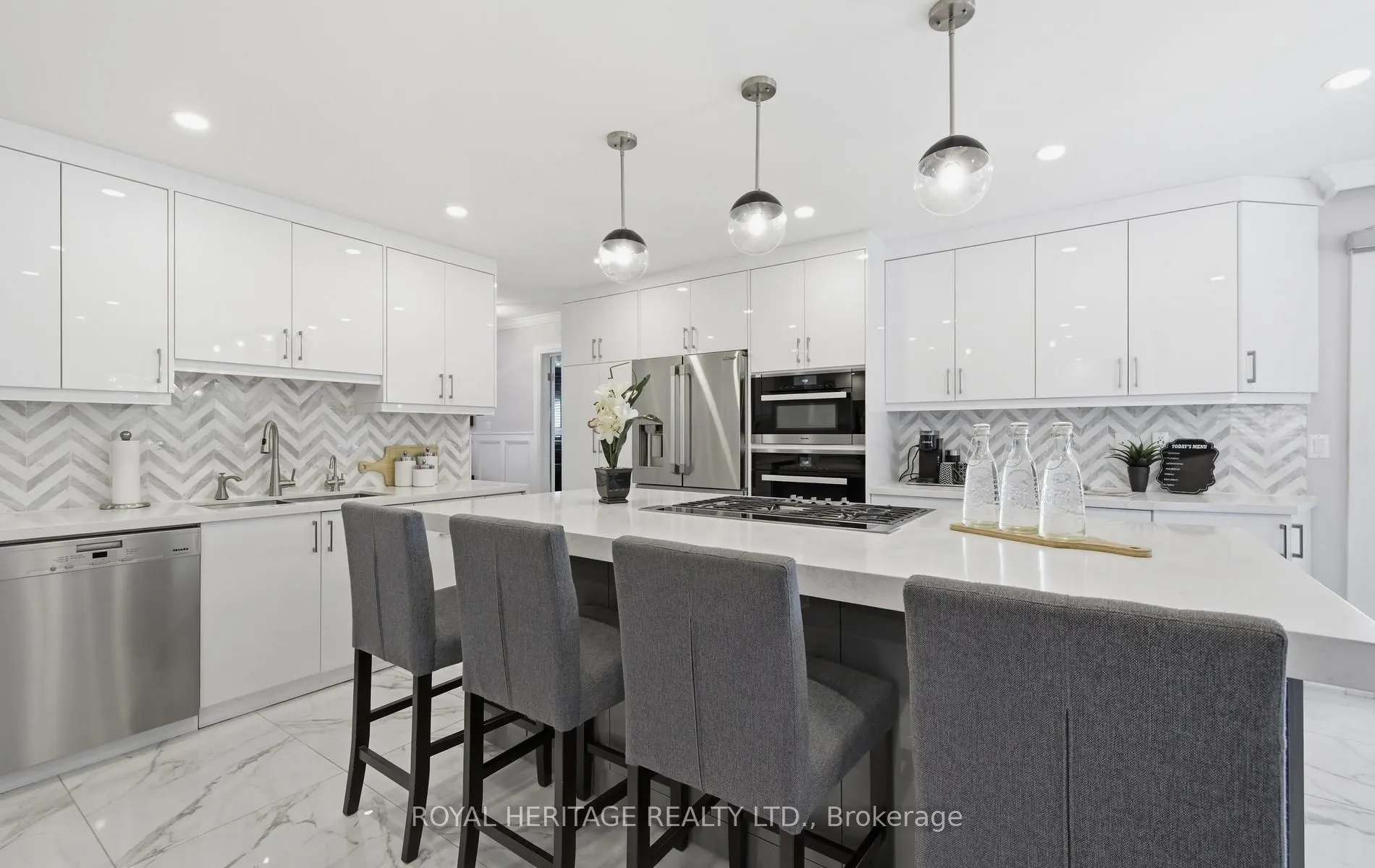 7 Kimbark Crescent