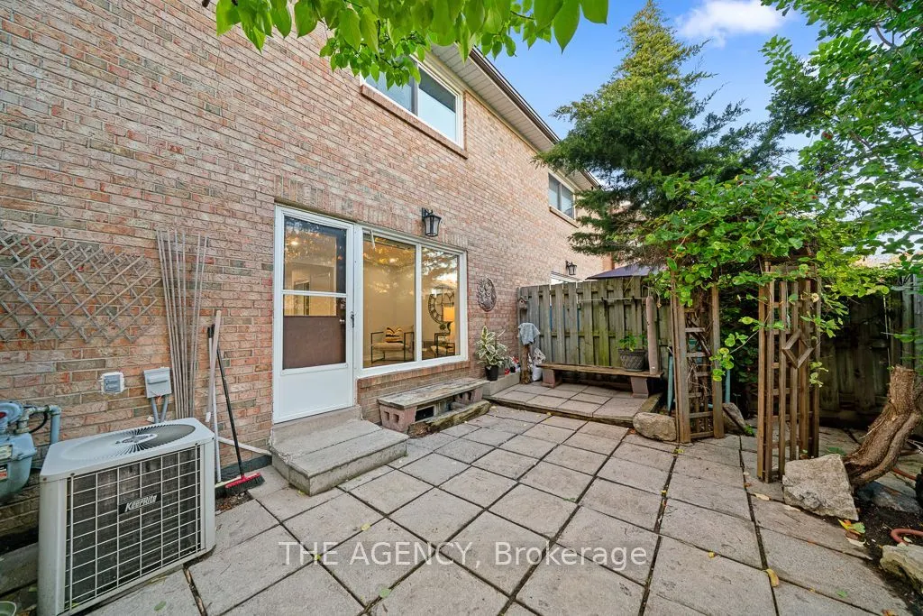 1 Wootten Way S #32