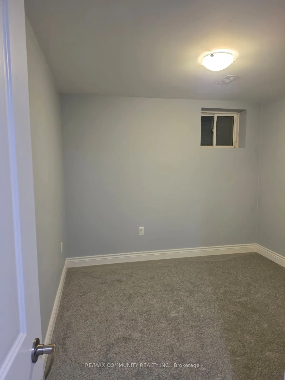 63 English Drive E #Basement