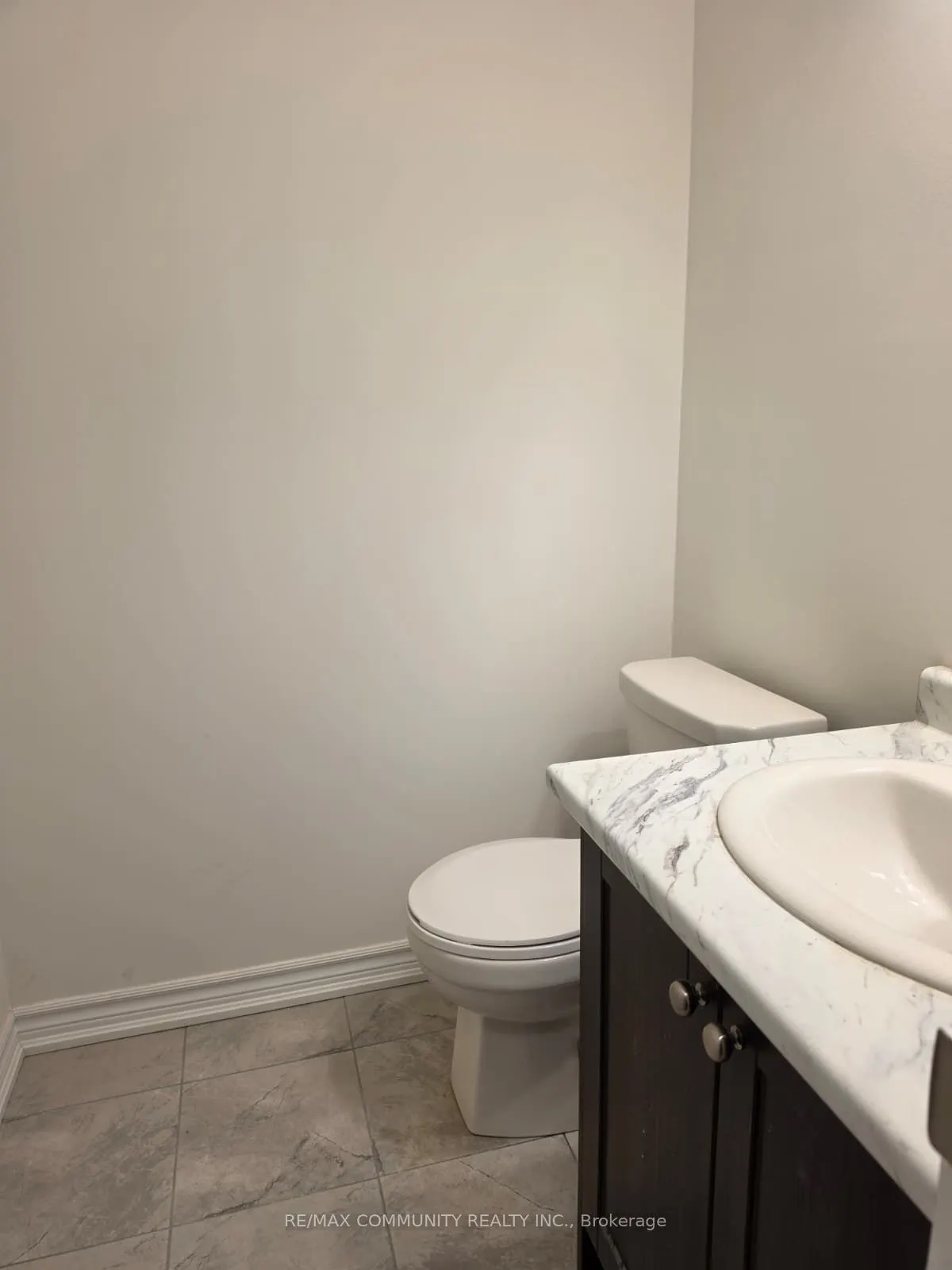 63 English Drive E #Basement