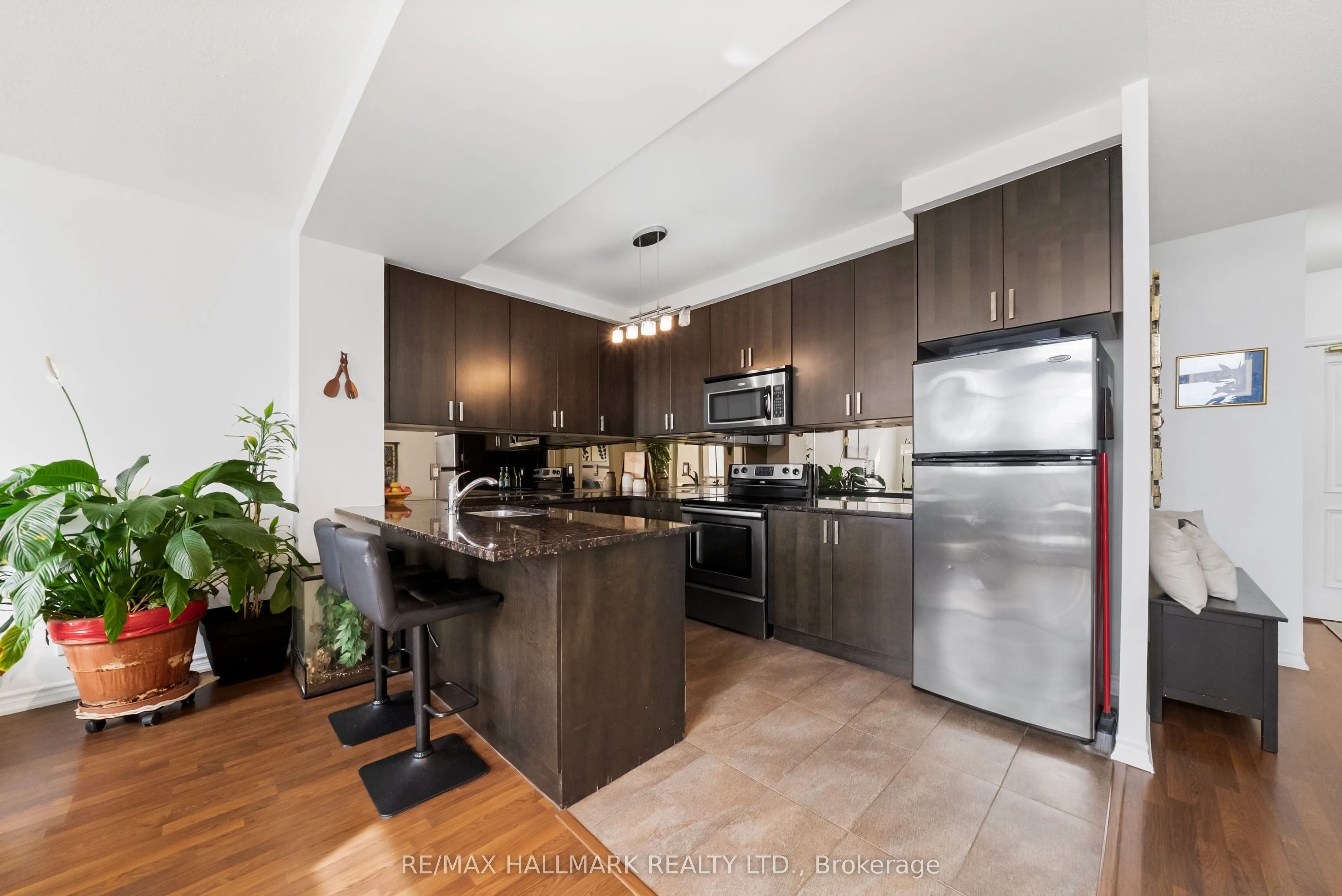 9235 Jane Street #1609
