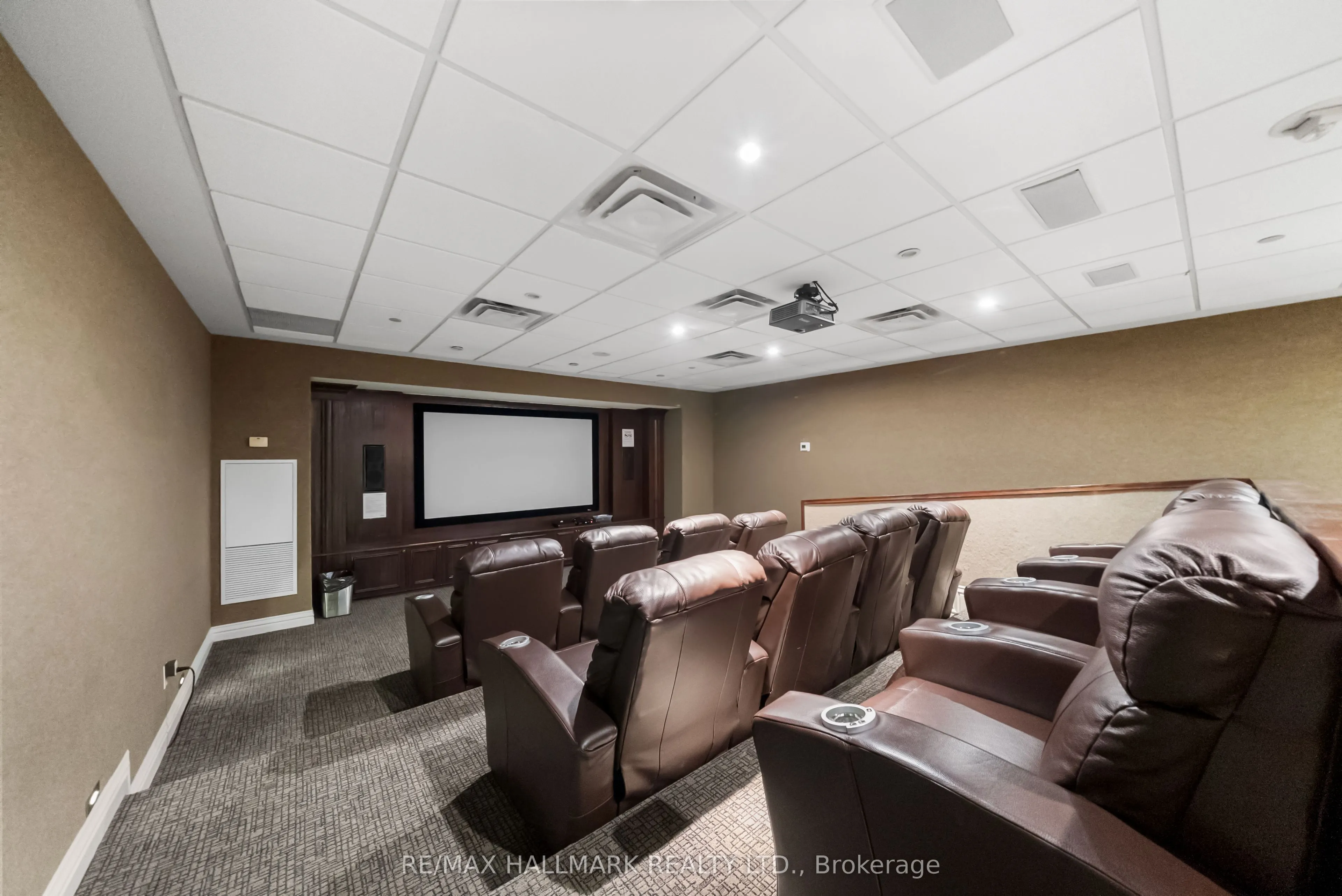 9235 Jane Street #1609