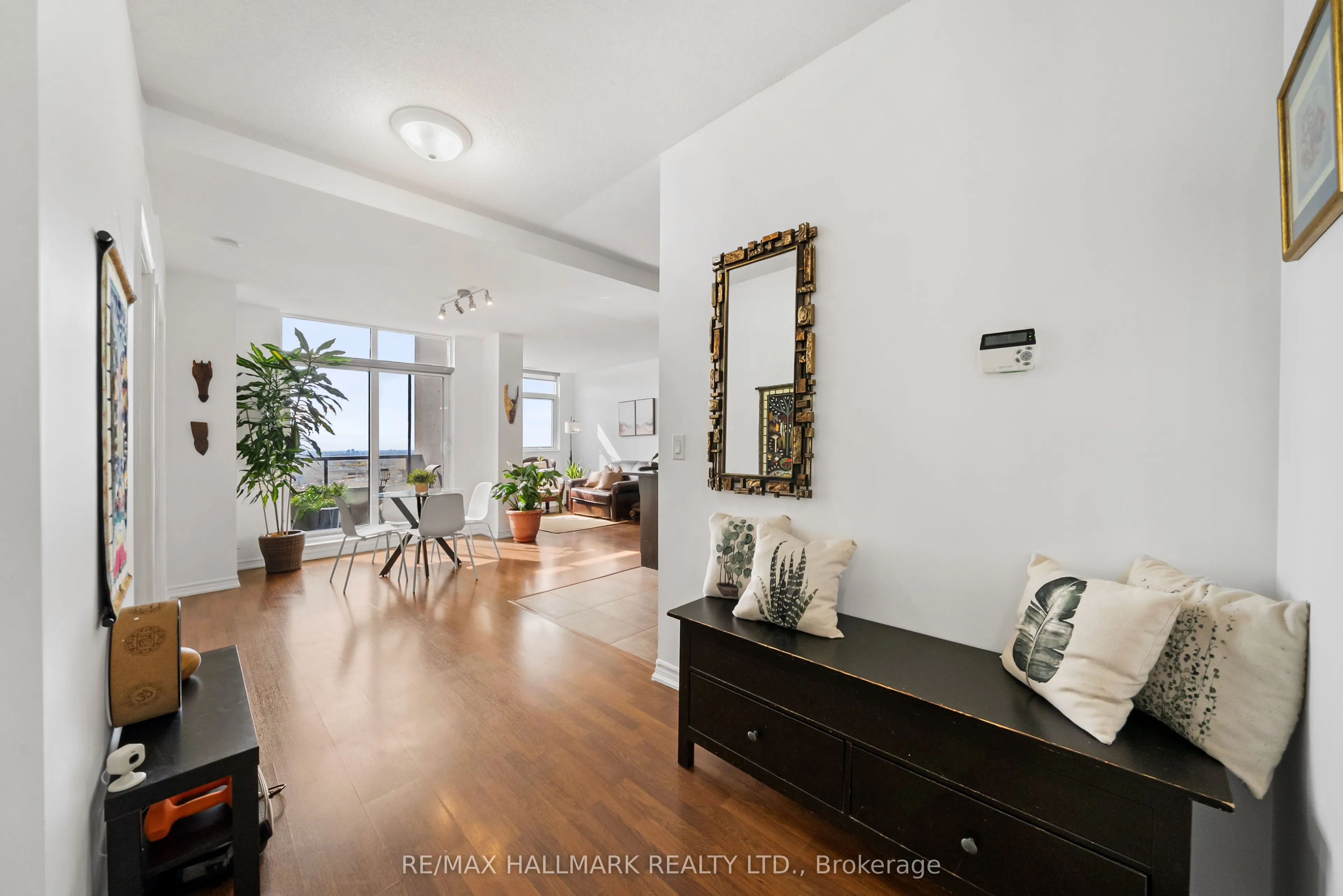 9235 Jane Street #1609