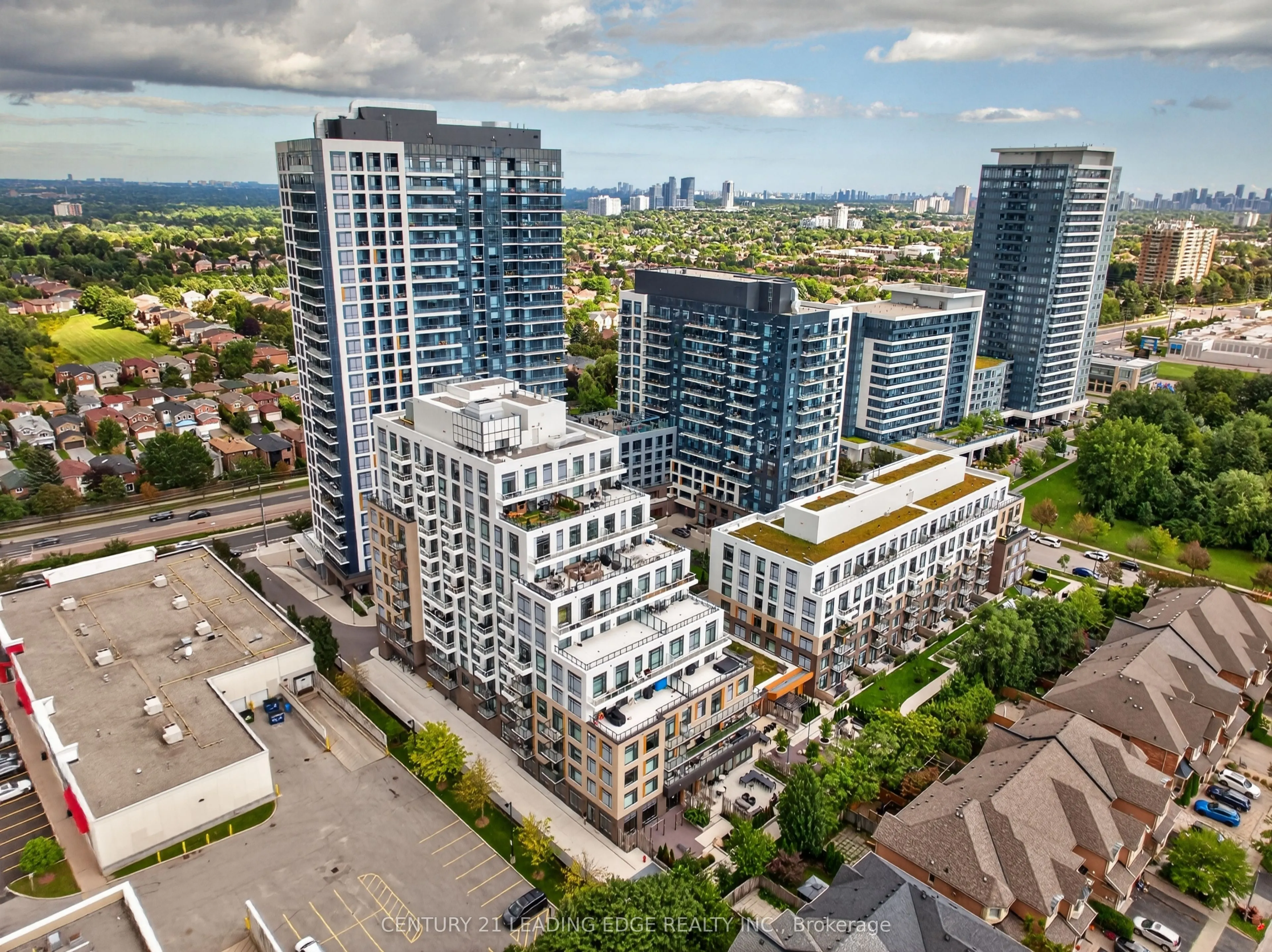8 Beverley Glen Boulevard #1010
